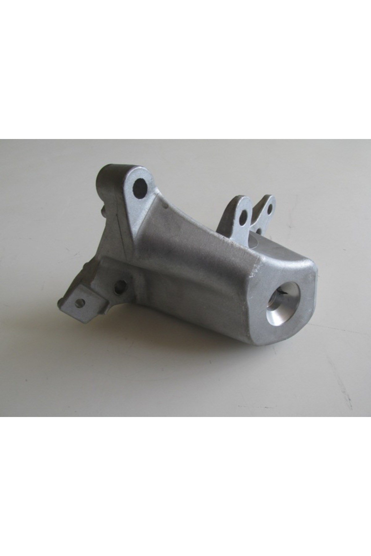 Renault Megane- 4- Sd- 21/24; Uyumlu Vites Kutusu Bağlanti Takozu 1.5 Dci