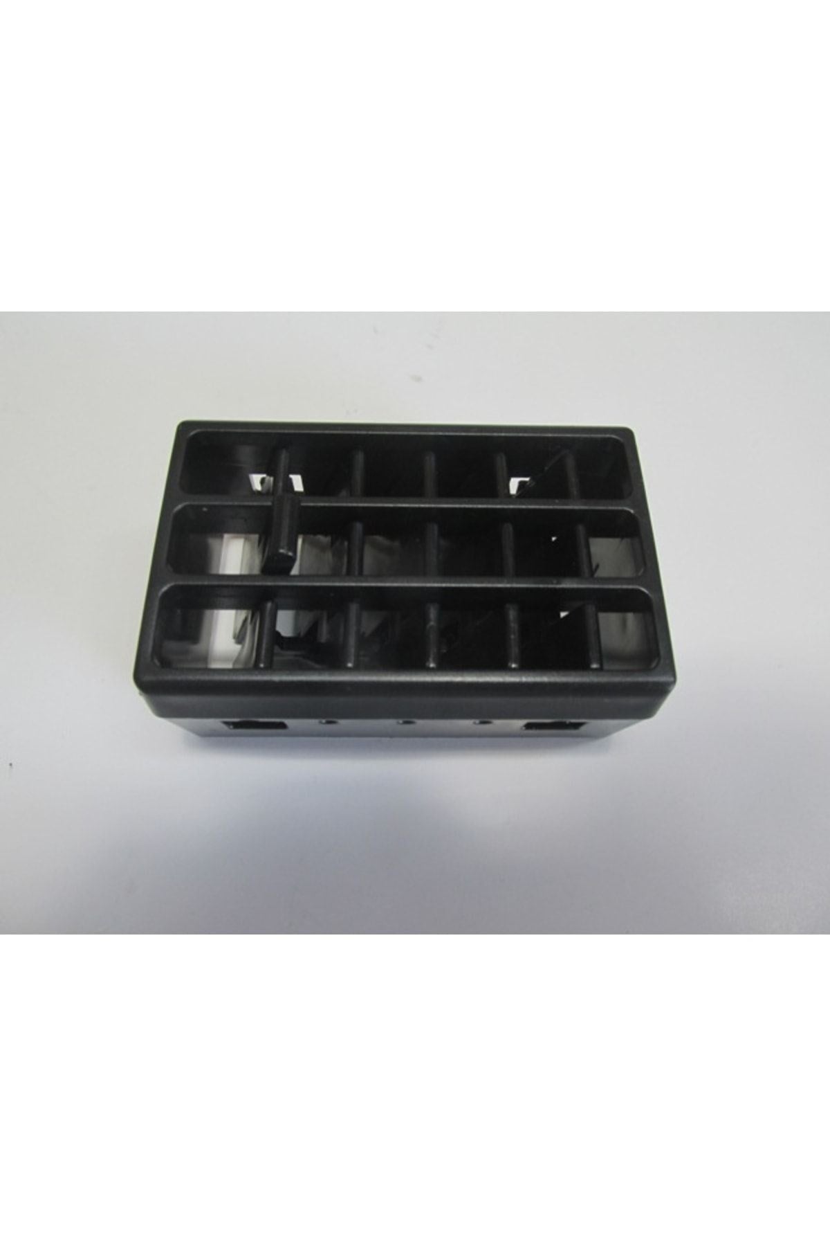 Renault R9 Broadway Ön Göğüs Orta Üfleme Peteği Sol Difizör Serisi 97 00 7702257701