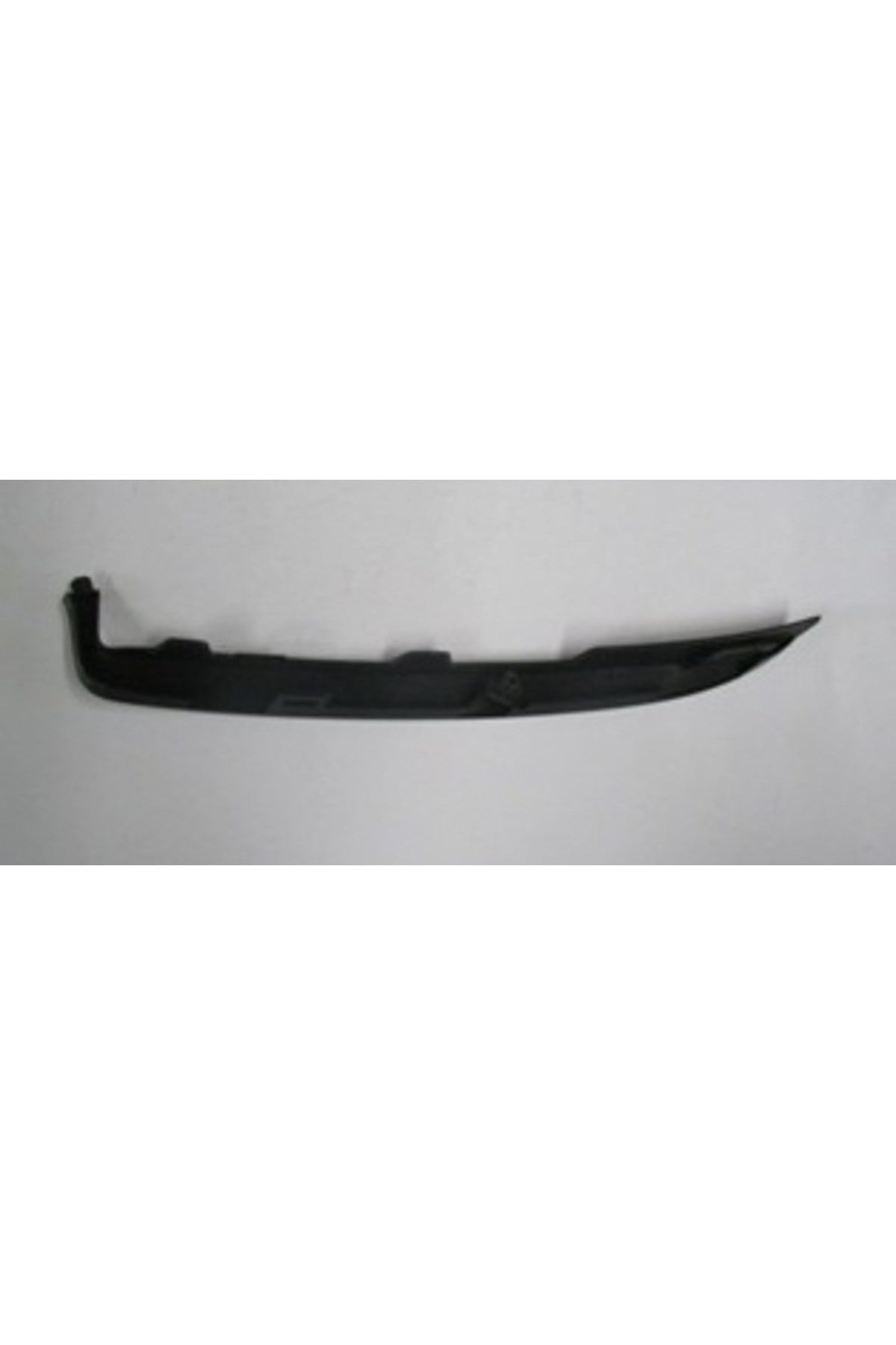RENAULT SYMBOL- 13/16; FAR ALT ÇITASI SAĞ SİYAH (LM) (Oem No: 260E01288R) TST5104