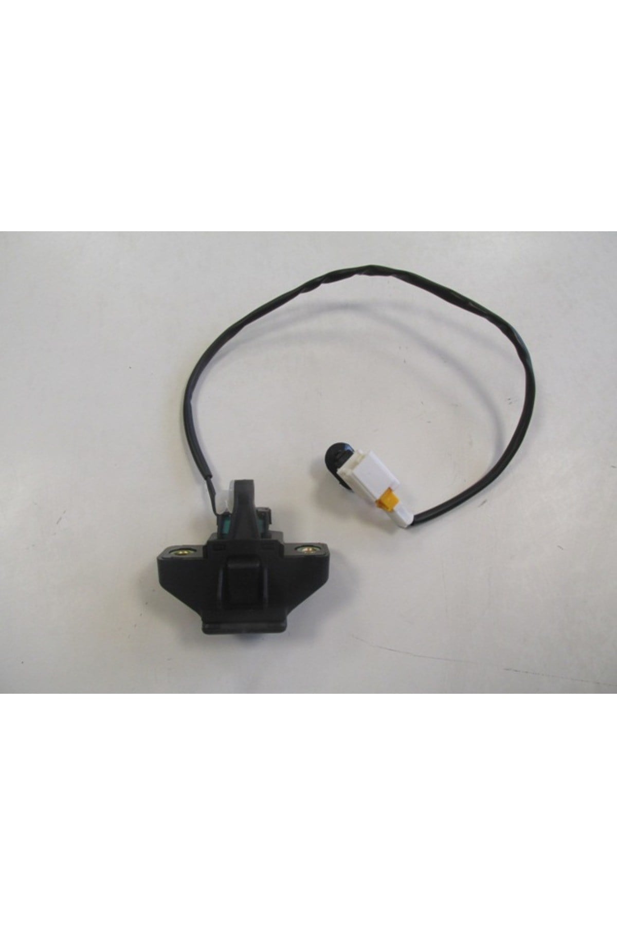 Renault Symbol- Thalıa- Sd- 09/12; Bagaj Kapağı Kilidi (Kablolu) (Oem No: 8200078950) Tst5043