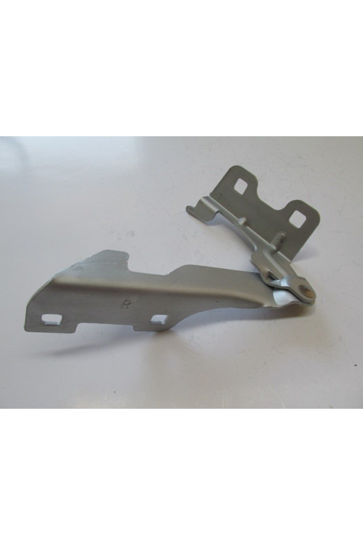 Renault Symbol- Thalia- SD- 09/12; Kaput Menteşesi Sağ (Eagle Body) 8200715439