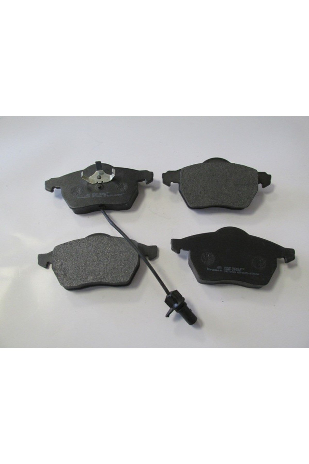 Seat Exeo 09/11 Ön Fren Balatası 1,6/1,8t/2,0 (1kablolu)(disk)(156,4x73,8x19,6/74,1x19,6)(bramax)