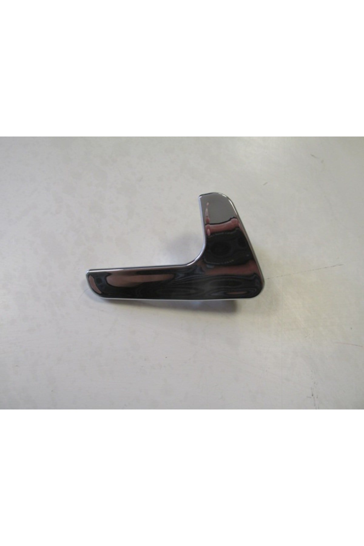 Seat Ibiza 00/01 Arka Kapı İç Açma Kolu Elceği (Kulbu) Sağ Nikelajlı