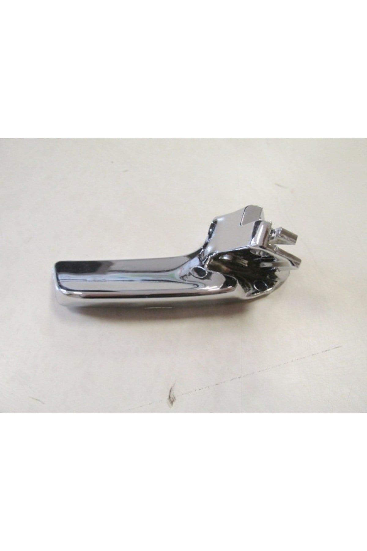 Seat Ibiza- 09/12; Ön Kapı İç Açma Kolu Elceği (Kulbu) Sol Nikelajlı 6J0837113A