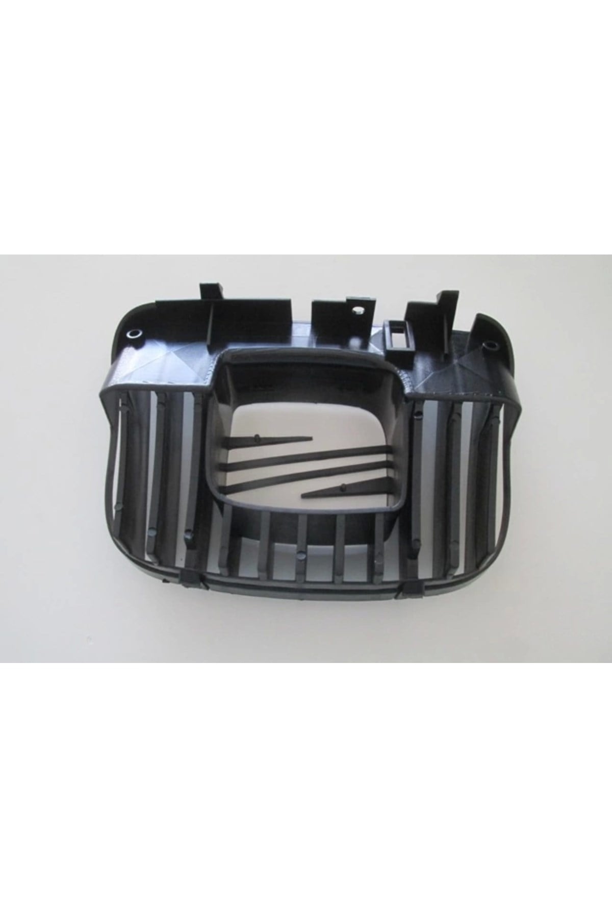 Seat Toledo Ön Panjur Dış Orta Peteği Armasız Phıra Adet Oem No:1m0853651f01c 1999 2005
