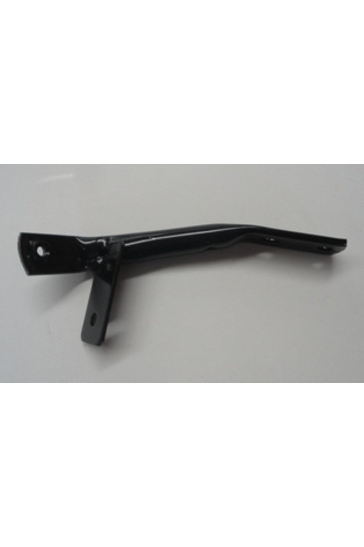 SUZUKI GRAND VITARA- 98/02; ÖN TAMPON BRAKETİ SAĞ (TYG) P-A
