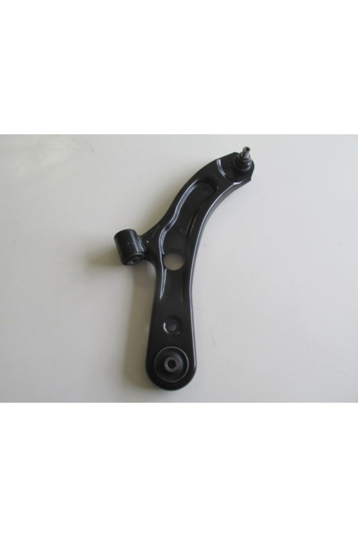 Suzukı Swıft- 05-11 Ön Alt Tabla Sağ (SALINCAK) Burçlu-rotilli Oem No: 4708299 Uyumlu 543-6101