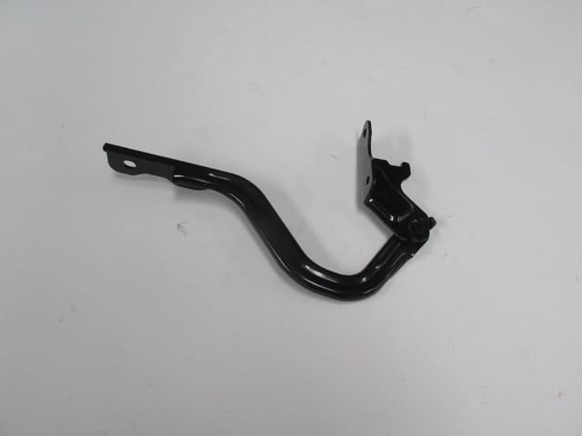 Suzuki Swift 05/11 Ön Kaput Menteşesi Sol (Tyg)
