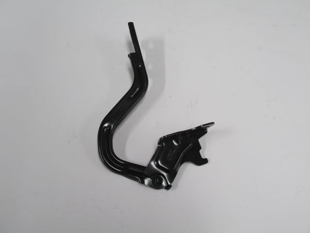 Suzuki Swift 05/11 Ön Kaput Menteşesi Sol (Tyg)