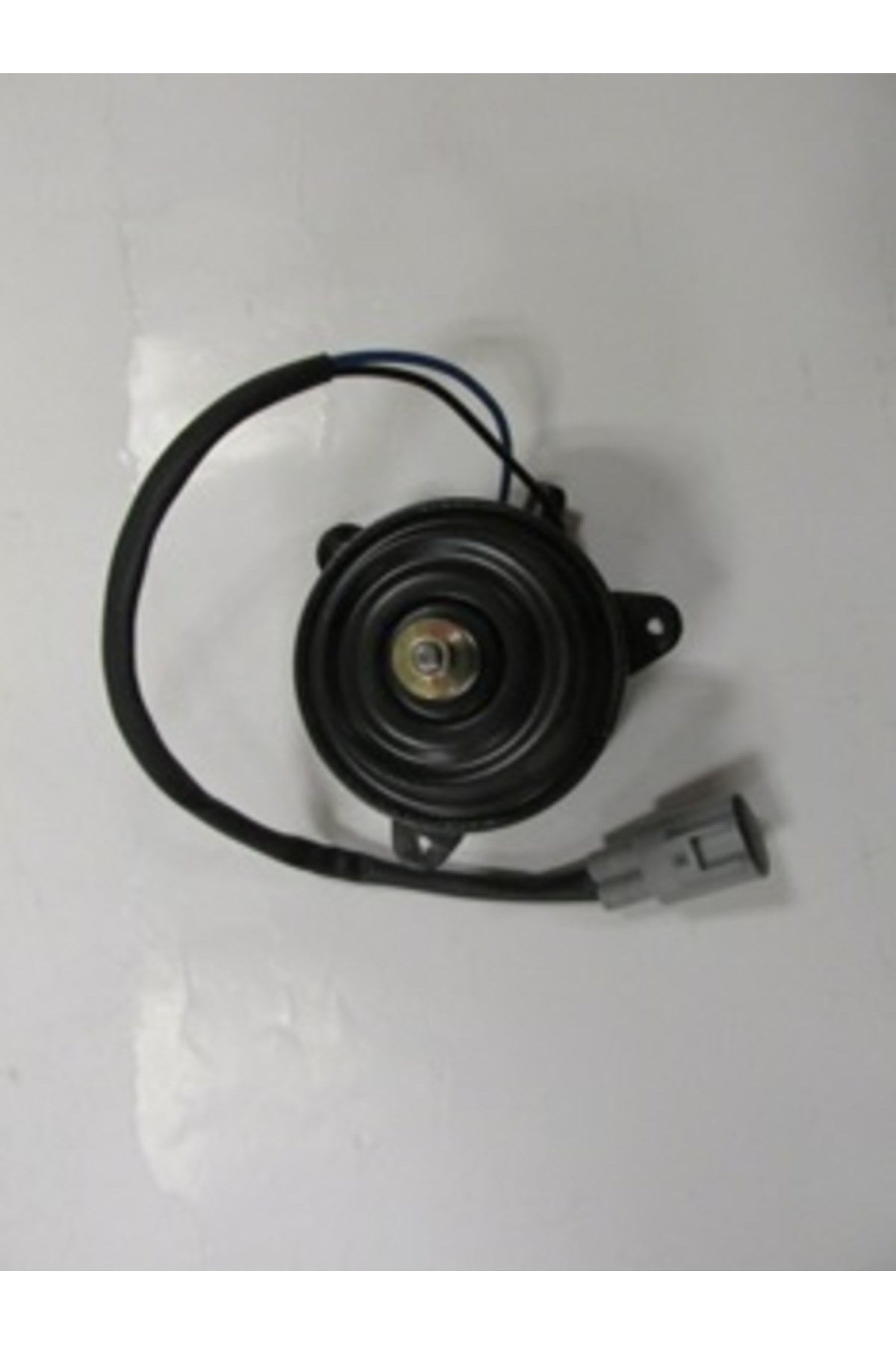 Toyota Corolla- AE92- 88/92; Fan Motoru 3 Bağlantılı (Orijinal Tip) 16363-10010