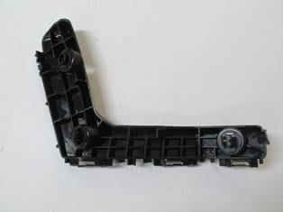 Toyota Corolla Nde180 13/16 Ön Tampon İç Bağlantı Braketi Sol (Yan Kulağa Takılan) (Tyg)