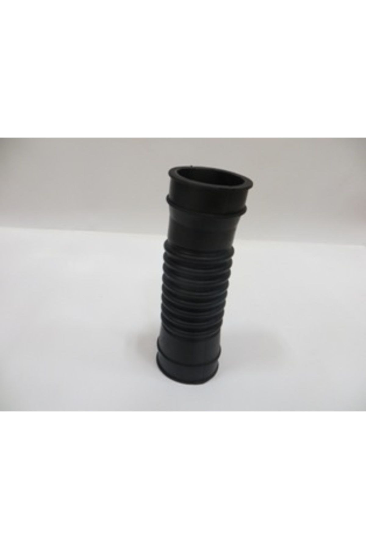 Toyota Hılux- Pıck Up Ln145- 98/01; Hava Filtre Hortumu 17881-54650