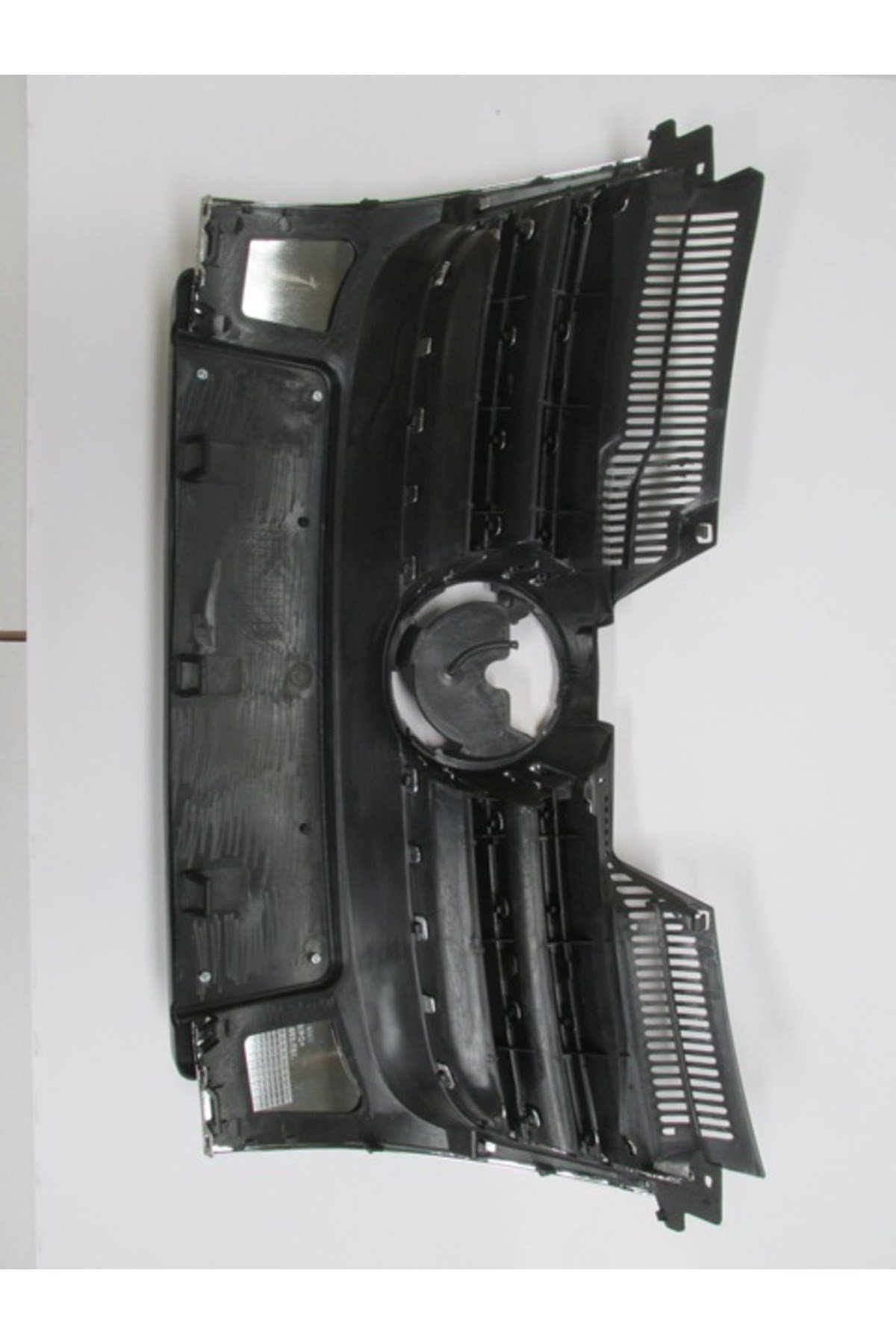 Volkswagen jetta 5 06/10 ön panjur (nikelaj kaplamalı) sensör deliksiz (plakalık 52 cm) (tw)