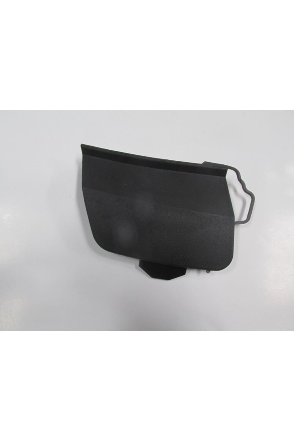 Volkswagen Jetta- 6- 14/18; Arka Tampon Çeki Demiri Kapağı (TW) 5c6807441d9b9