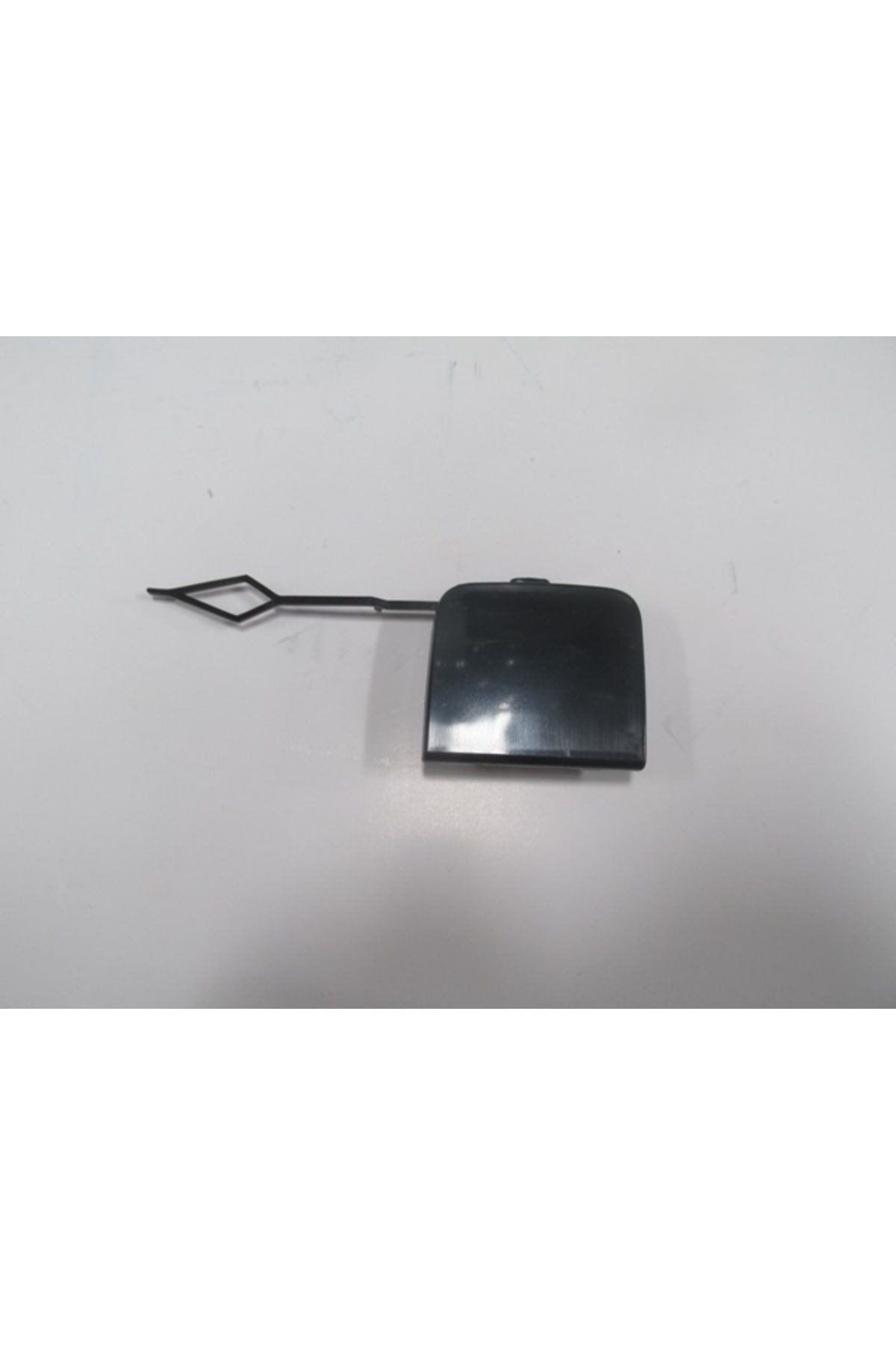 Volkswagen Jetta 6 Ön Tampon Çeki Demiri Kapağı Tw 14 18
