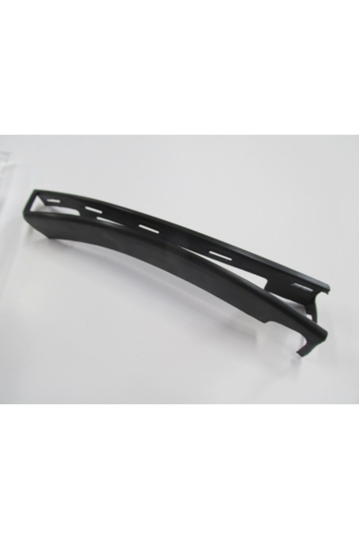 Volkswagen Passat- B6- 05/10; Ön Tampon Sinyal Çerçevesi Sağ Gri (TW) 3c0807718agru