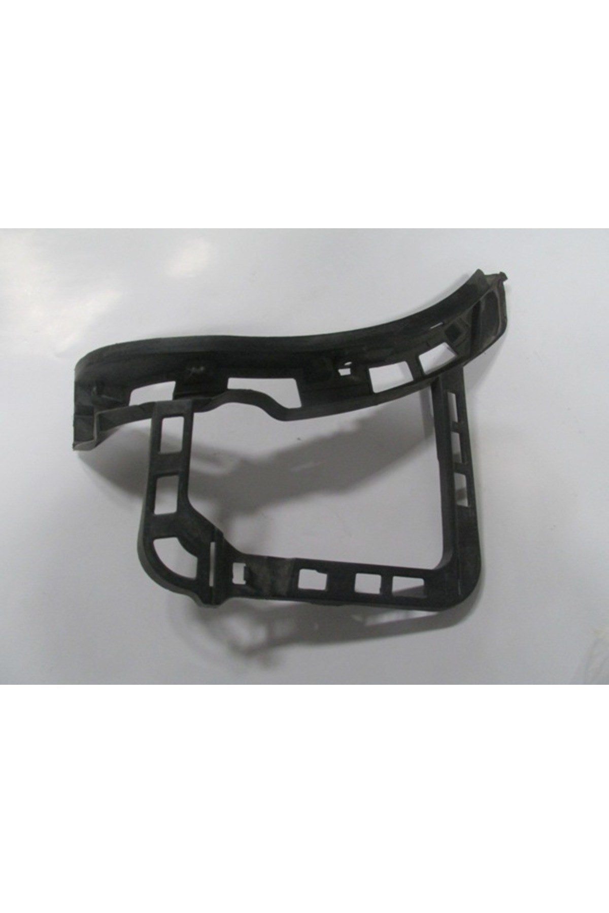Volkswagen Passat B7 11/14 Arka Tampon Bağlantı Braketi Sol Alt Kısım (Tw)