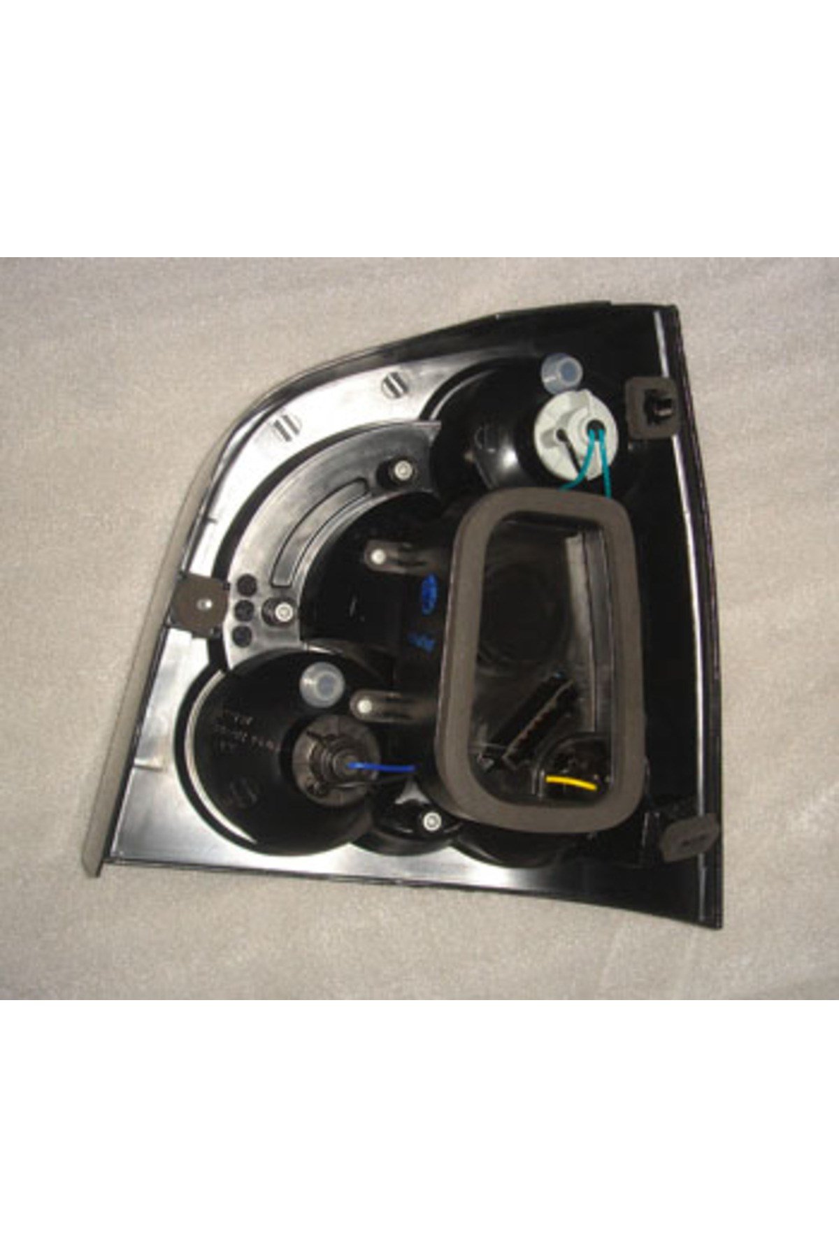 Volkswagen Polo- 5- 02/05; Modifiye Stop Lambası Sağ/Sol Set 2 Parça Nikelajlı/Kirmizi/Beyaz (Ty