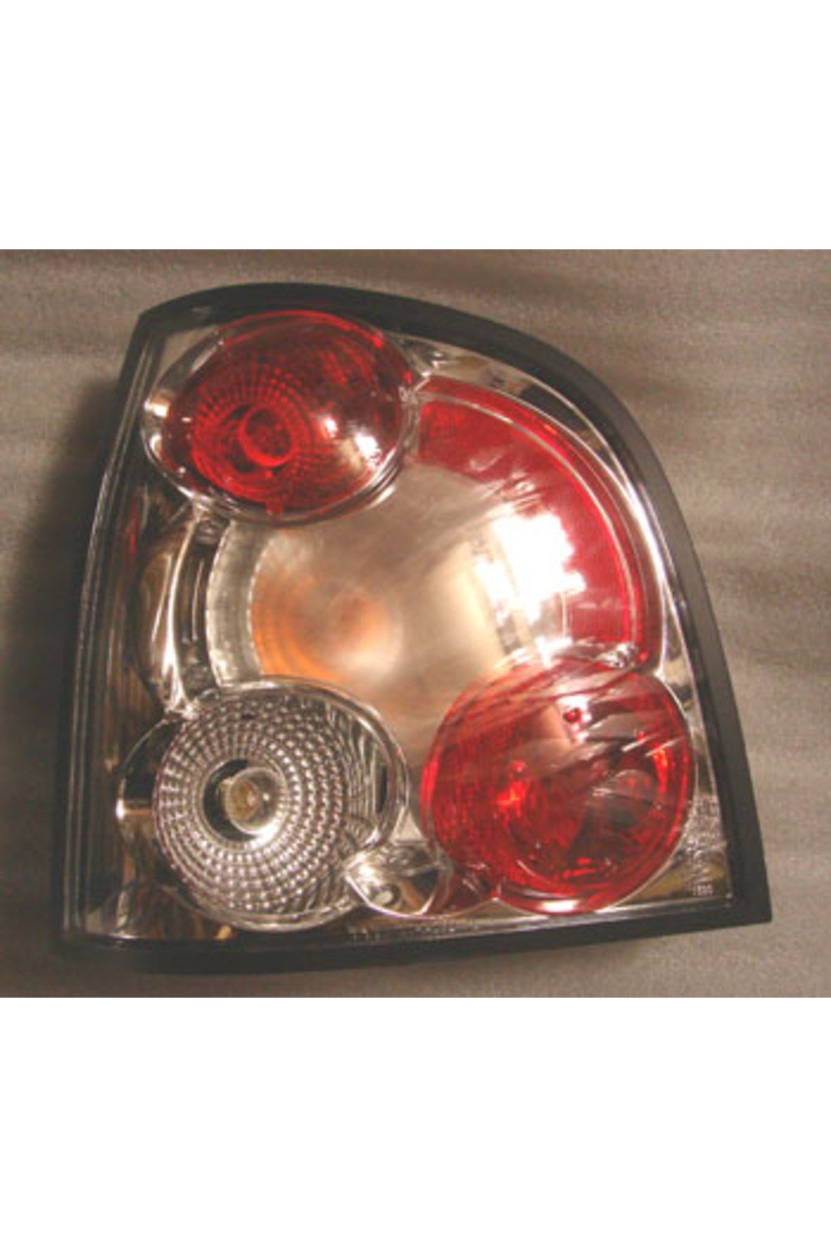 Volkswagen Polo- 5- 02/05; Modifiye Stop Lambası Sağ/Sol Set 2 Parça Nikelajlı/Kirmizi/Beyaz (Ty