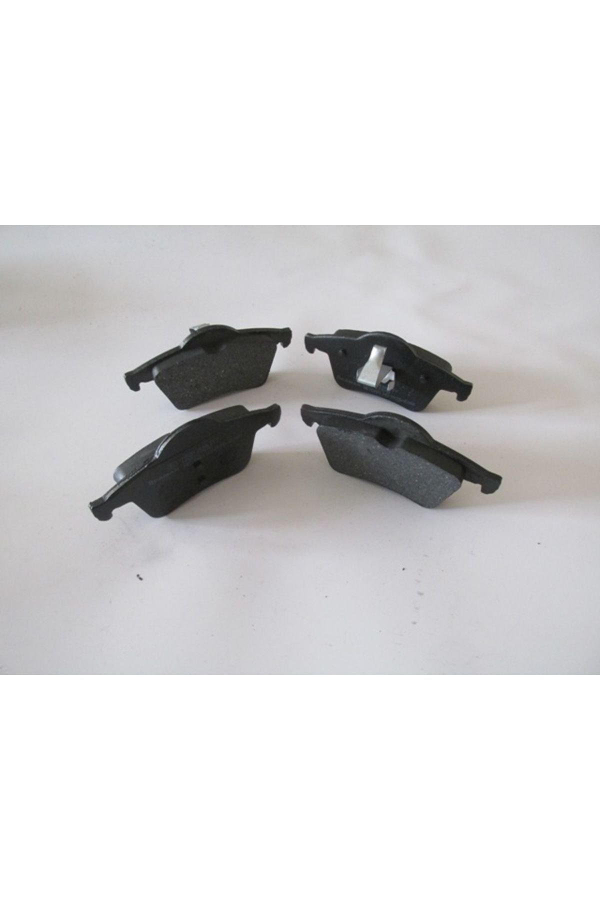 Volvo V70- 00/04; Arka Fren Balatası (KABLOSUZ)(DİSK)(122,7X53,8X16,2/12;3,8X53,8X16,2) 30648382