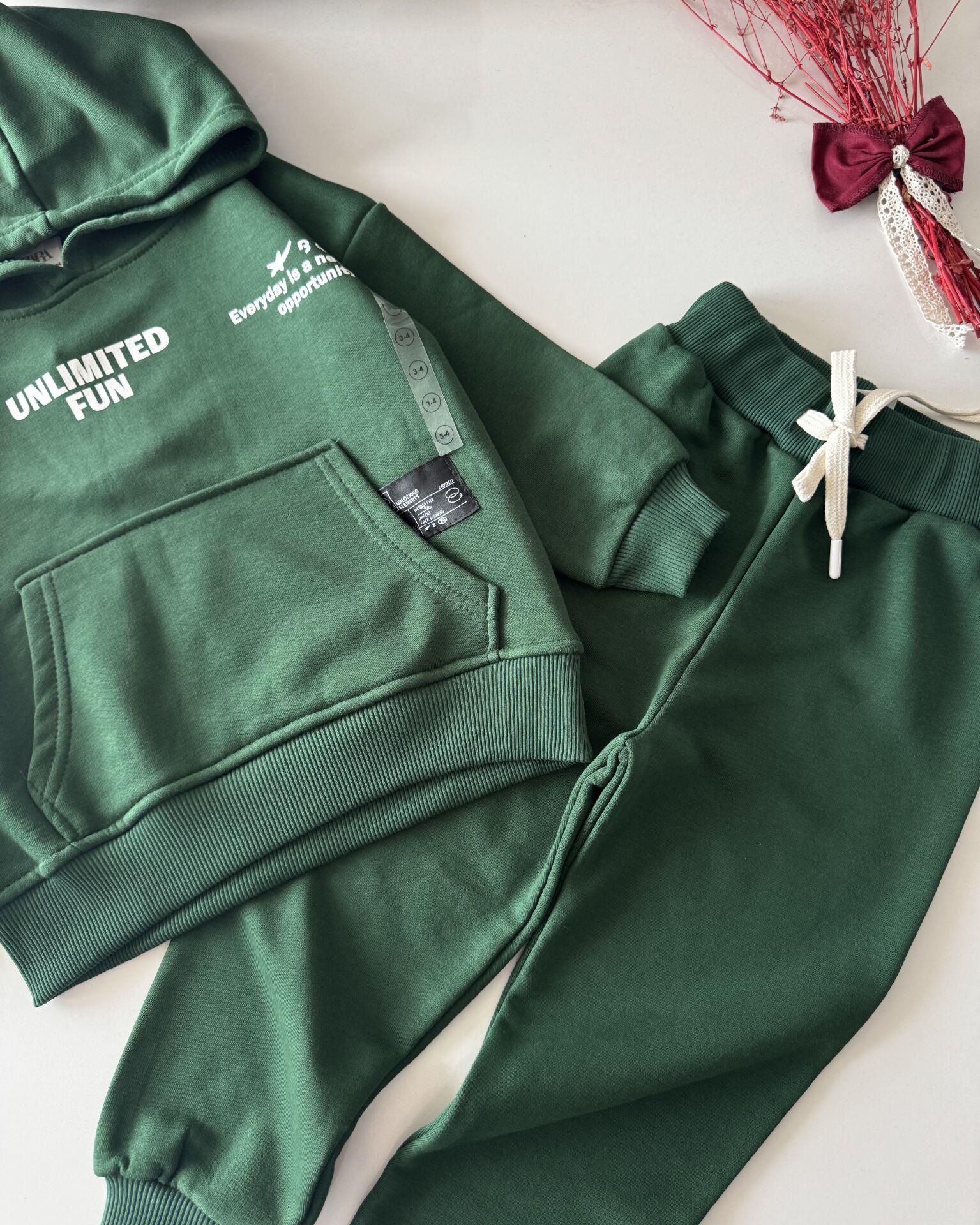 Basic Kapüşonlu Sloganlı Unisex Takım- Yeşil