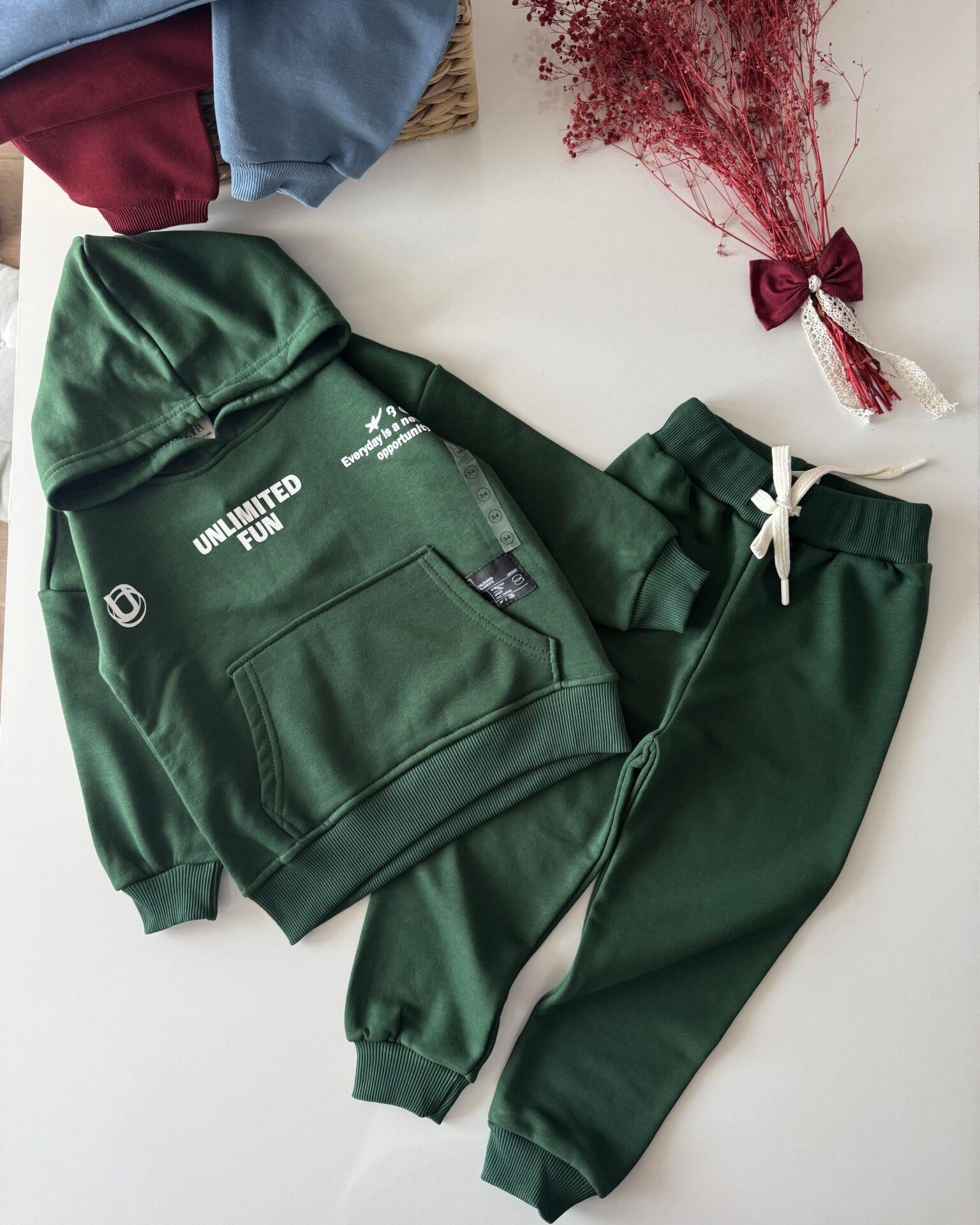Basic Kapüşonlu Sloganlı Unisex Takım- Yeşil