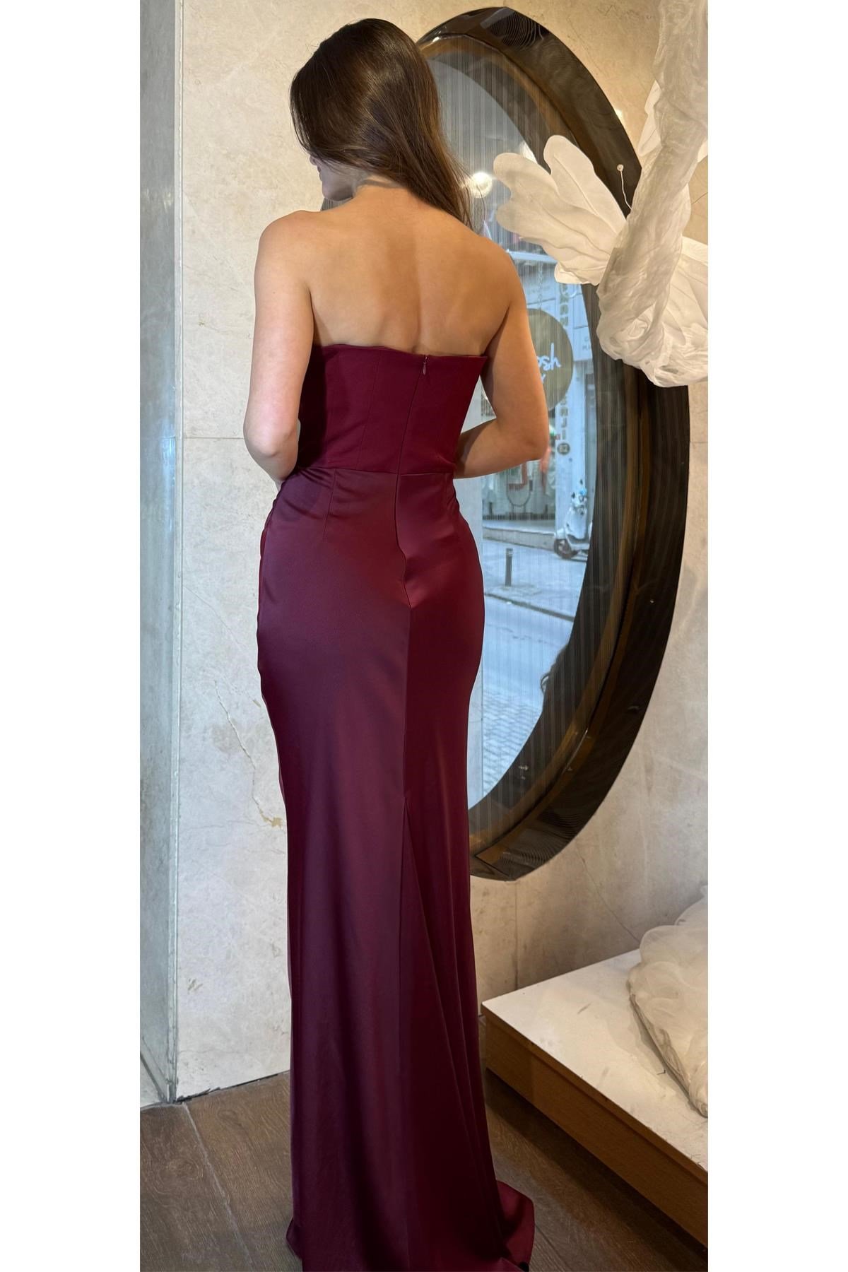 Bordo Yakası İşlemeli Üstü Krep Altı Saten Abiye Abiye P-0000017764-BORDOBRD40