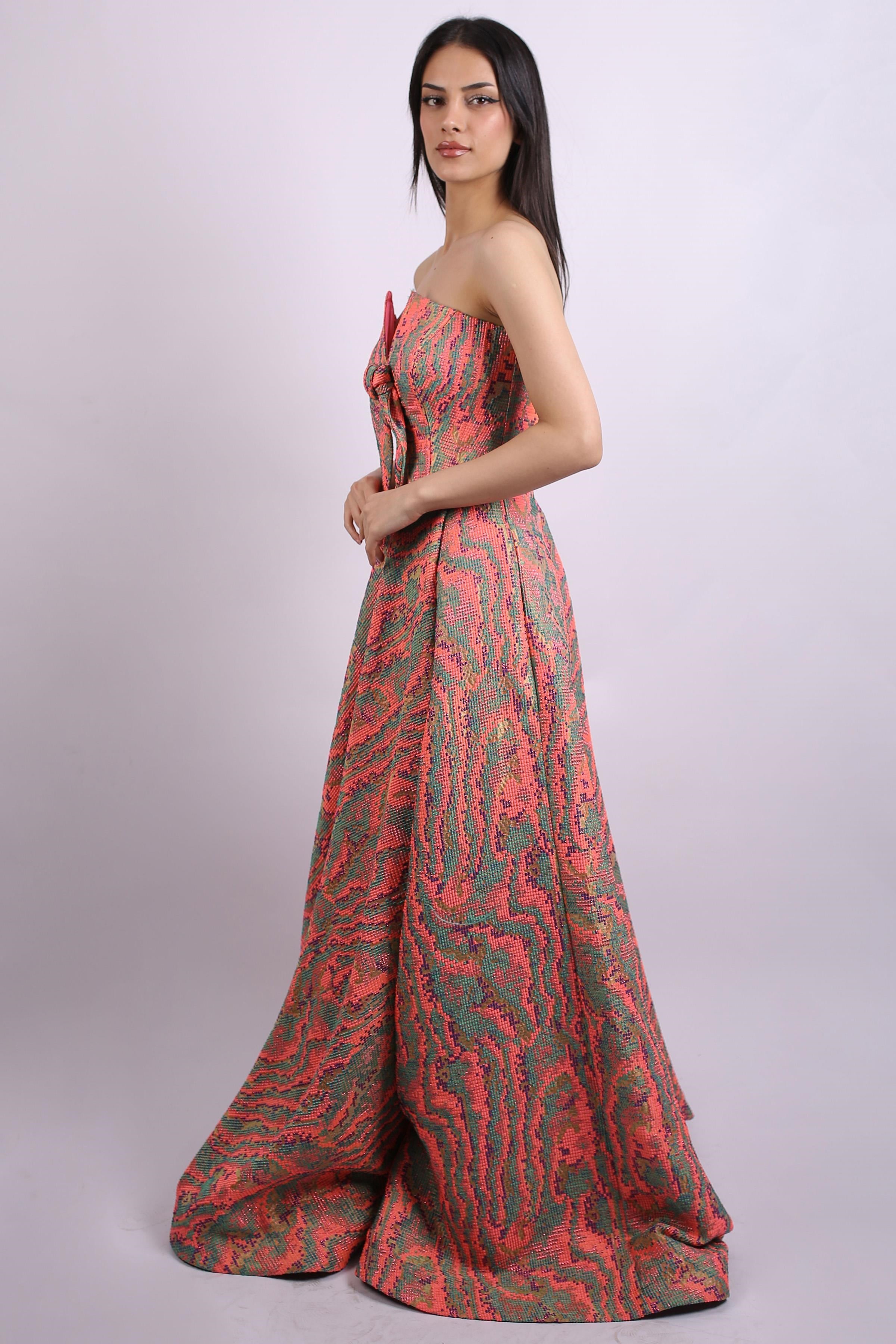 Fujya Straplez Fiyonk Detaylı Abiye Elbise Abiye P-0000015172-FUJYAFJY40
