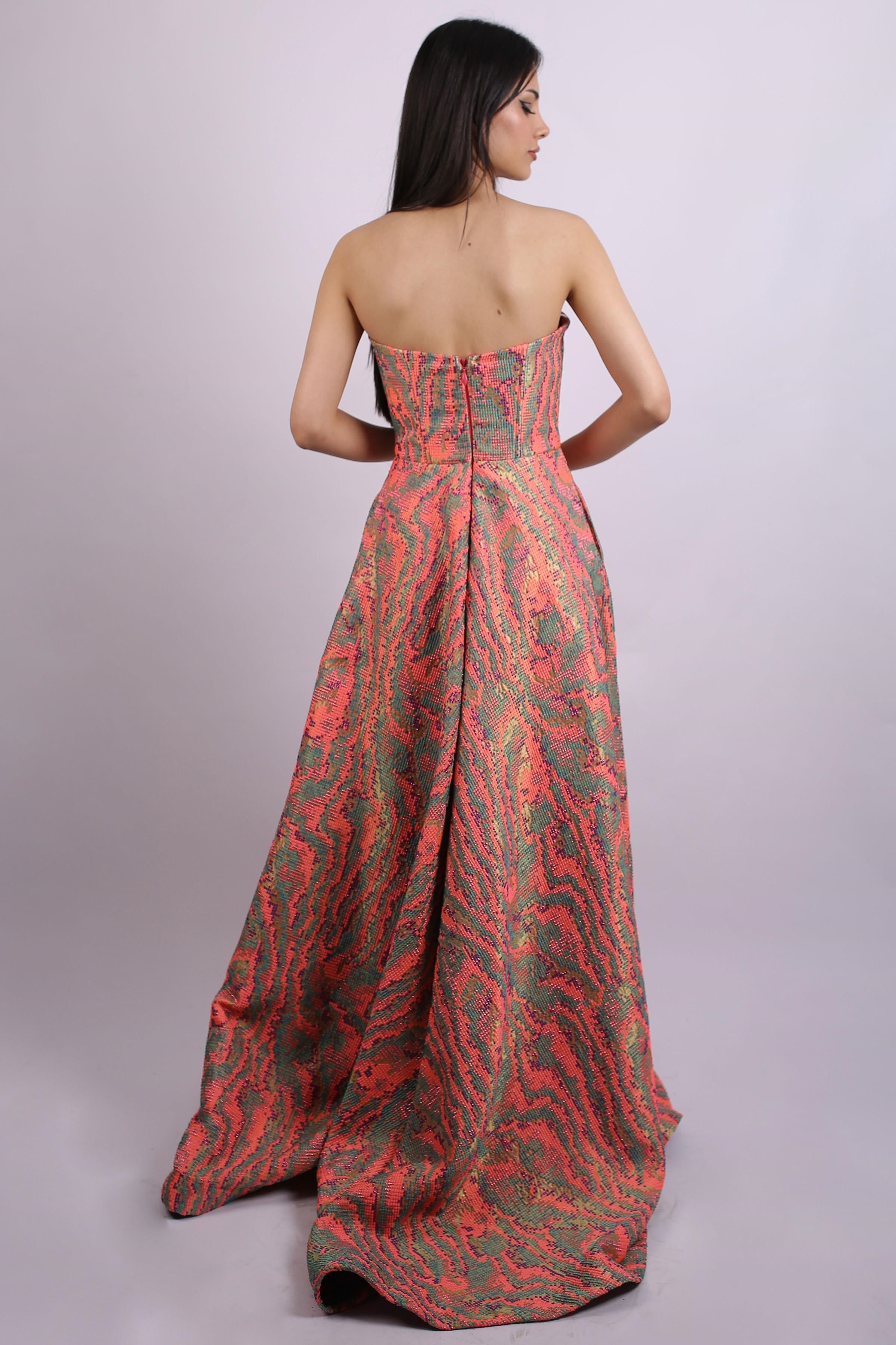 Fujya Straplez Fiyonk Detaylı Abiye Elbise Abiye P-0000015172-FUJYAFJY40