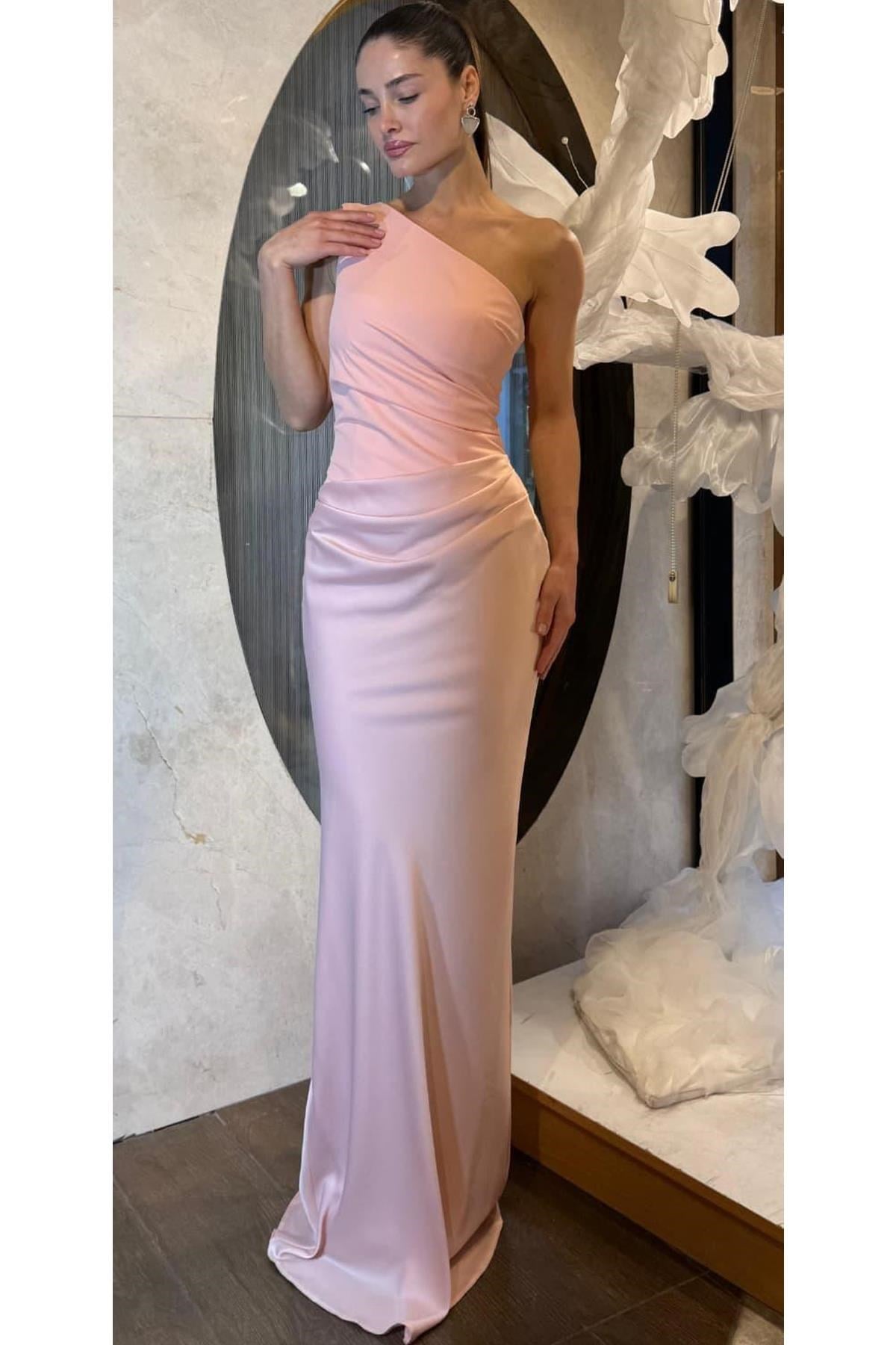 Pudra Üstü Krep Altı Saten Tek Omuz Abiye Abiye P-0000016780-PUDRAPDR40