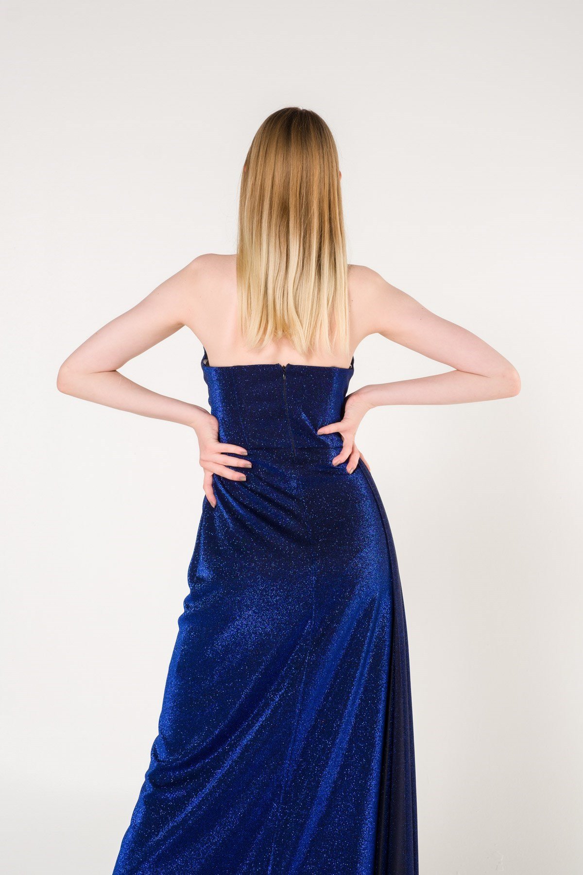 Saks Straplez Simli Yırtmaçlı Abiye Elbise Abiye P-0000006222-SAKSSKS38