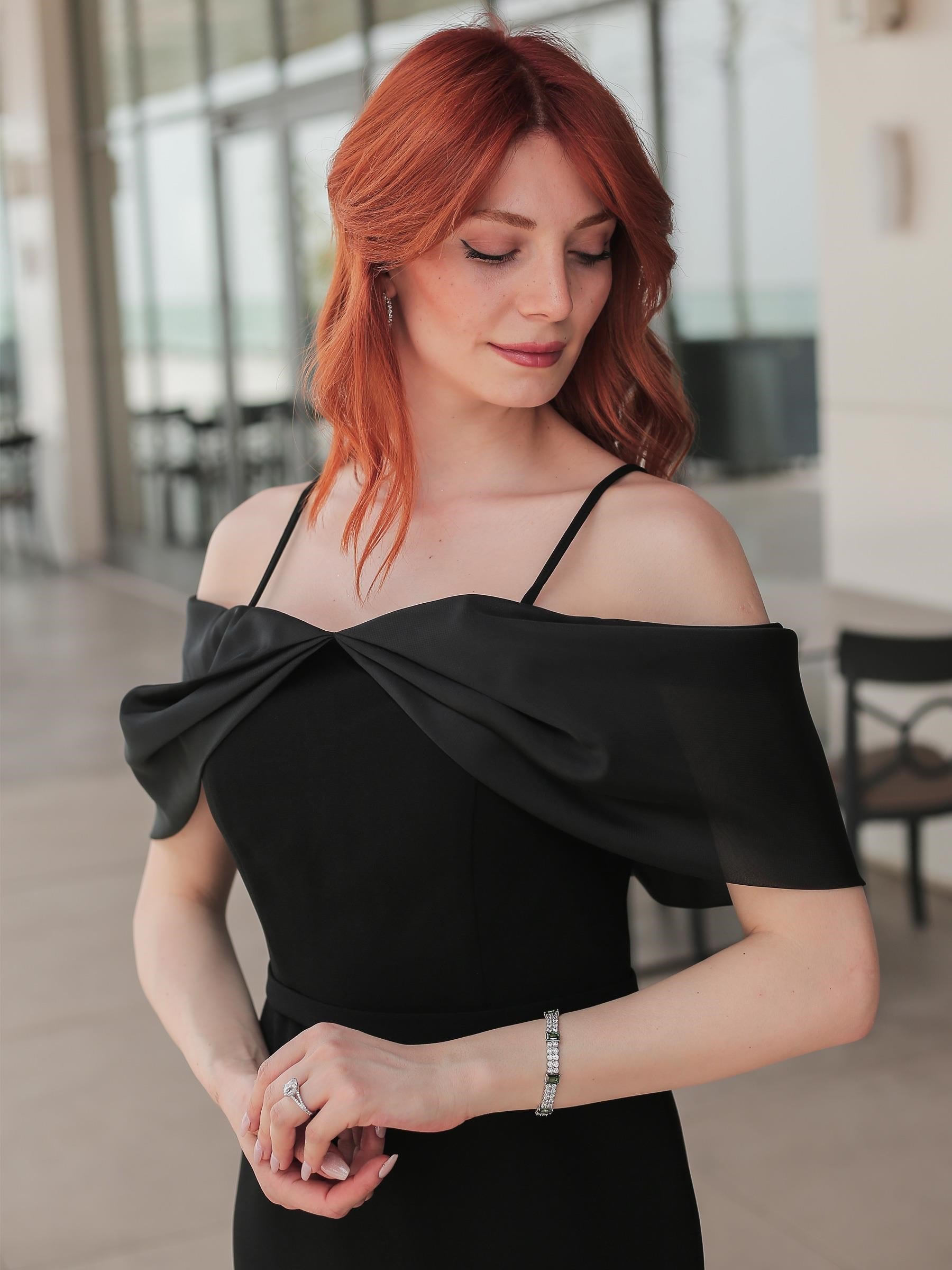 Siyah Yakası Organize Krep Abiye Elbise Abiye P-0000013092-SİYAHSYH40
