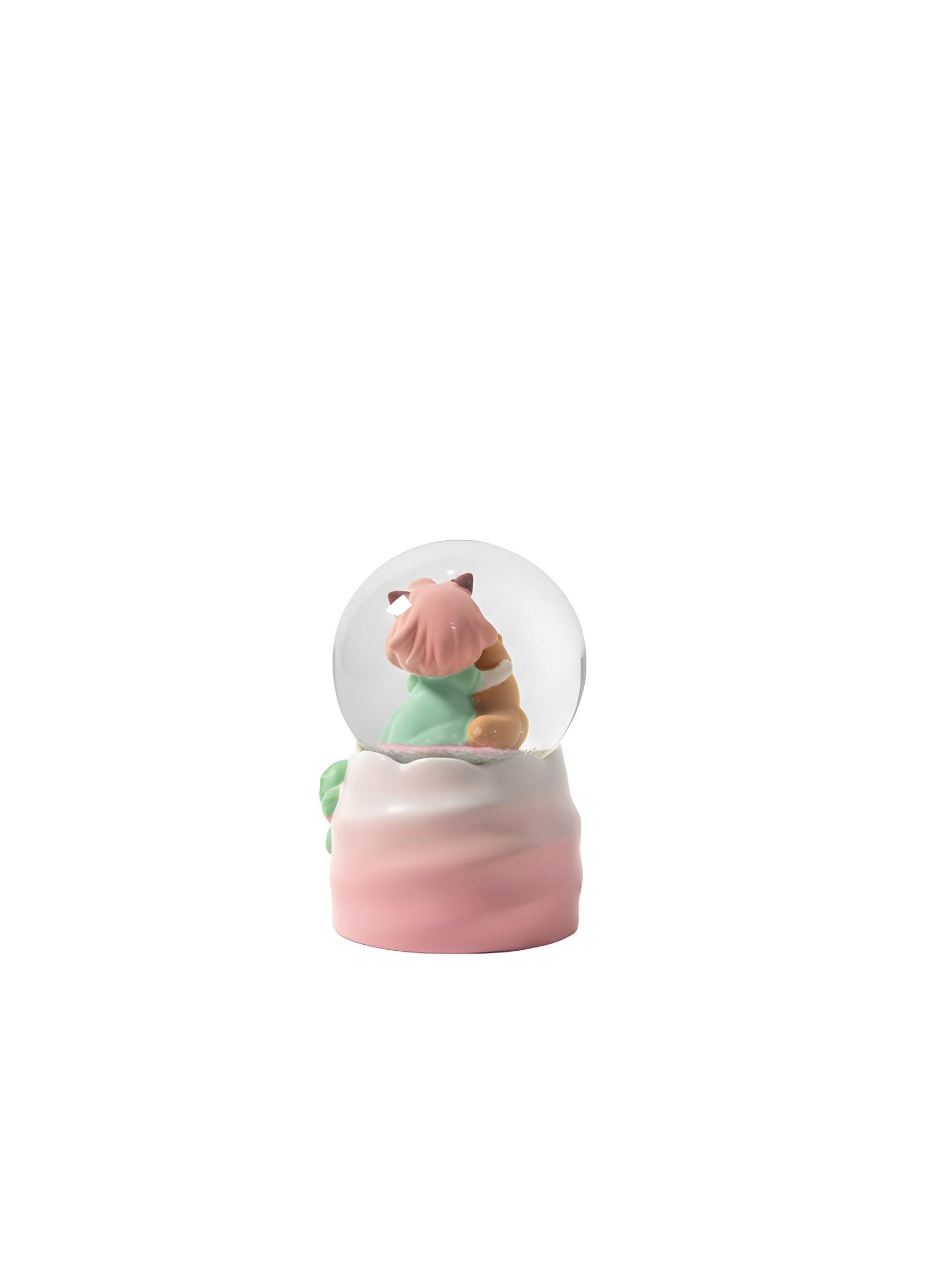 Pembe Kar Küresi