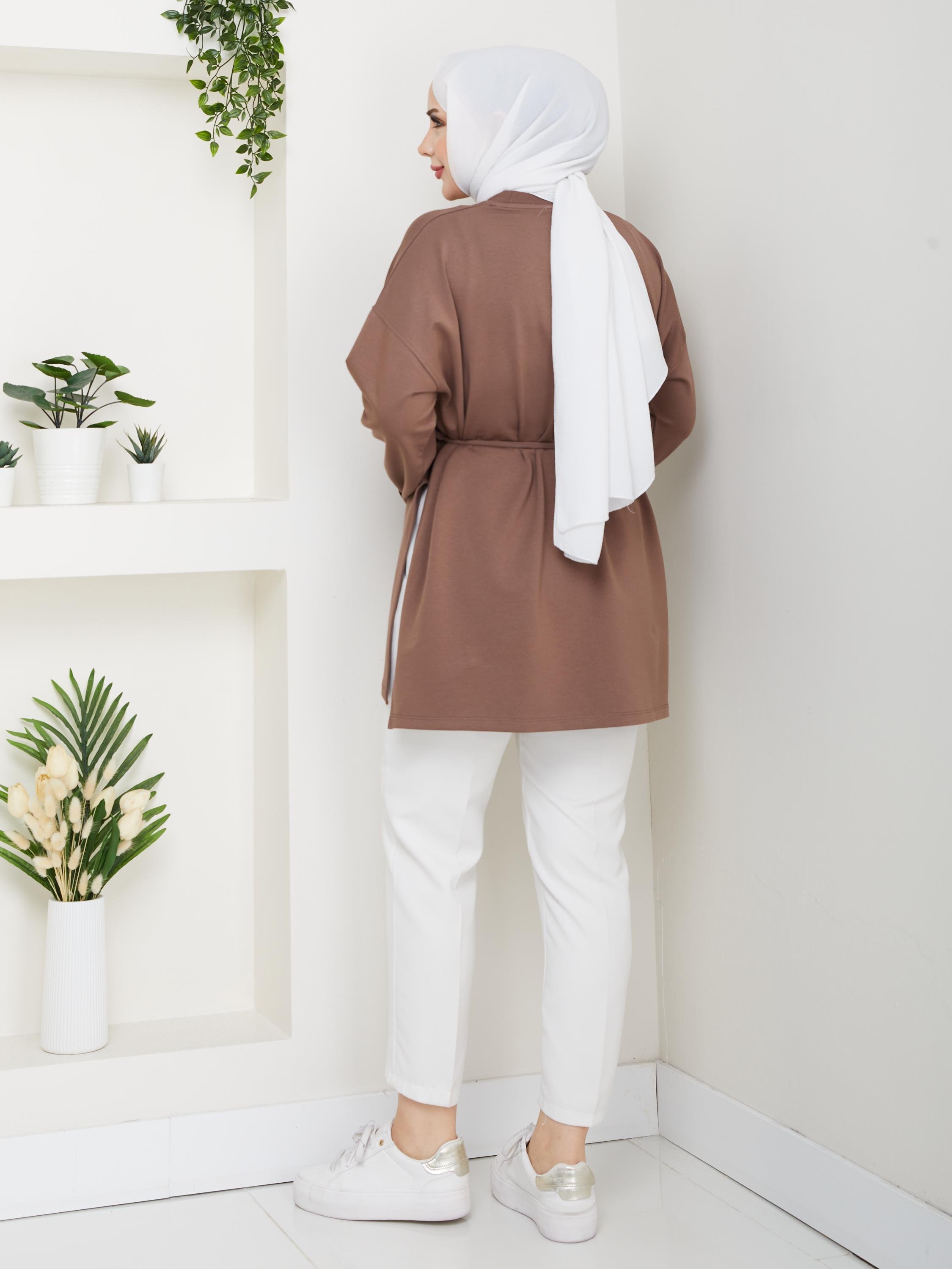 Lina Oversize Sweatshirt Yandan Yırtmaçlı Kuşaklı Model | Kahverengi