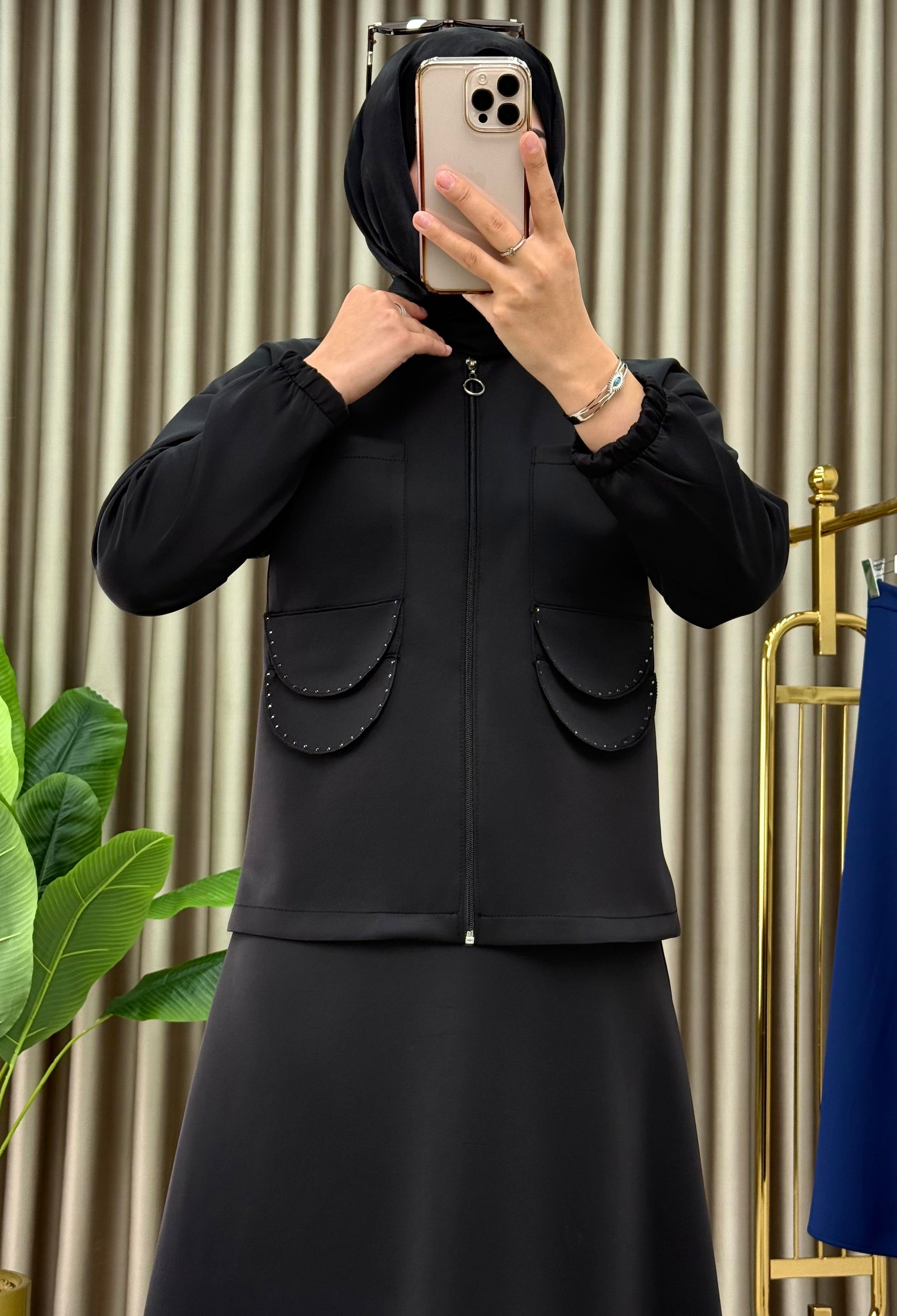 Sinem  Takım / Siyah