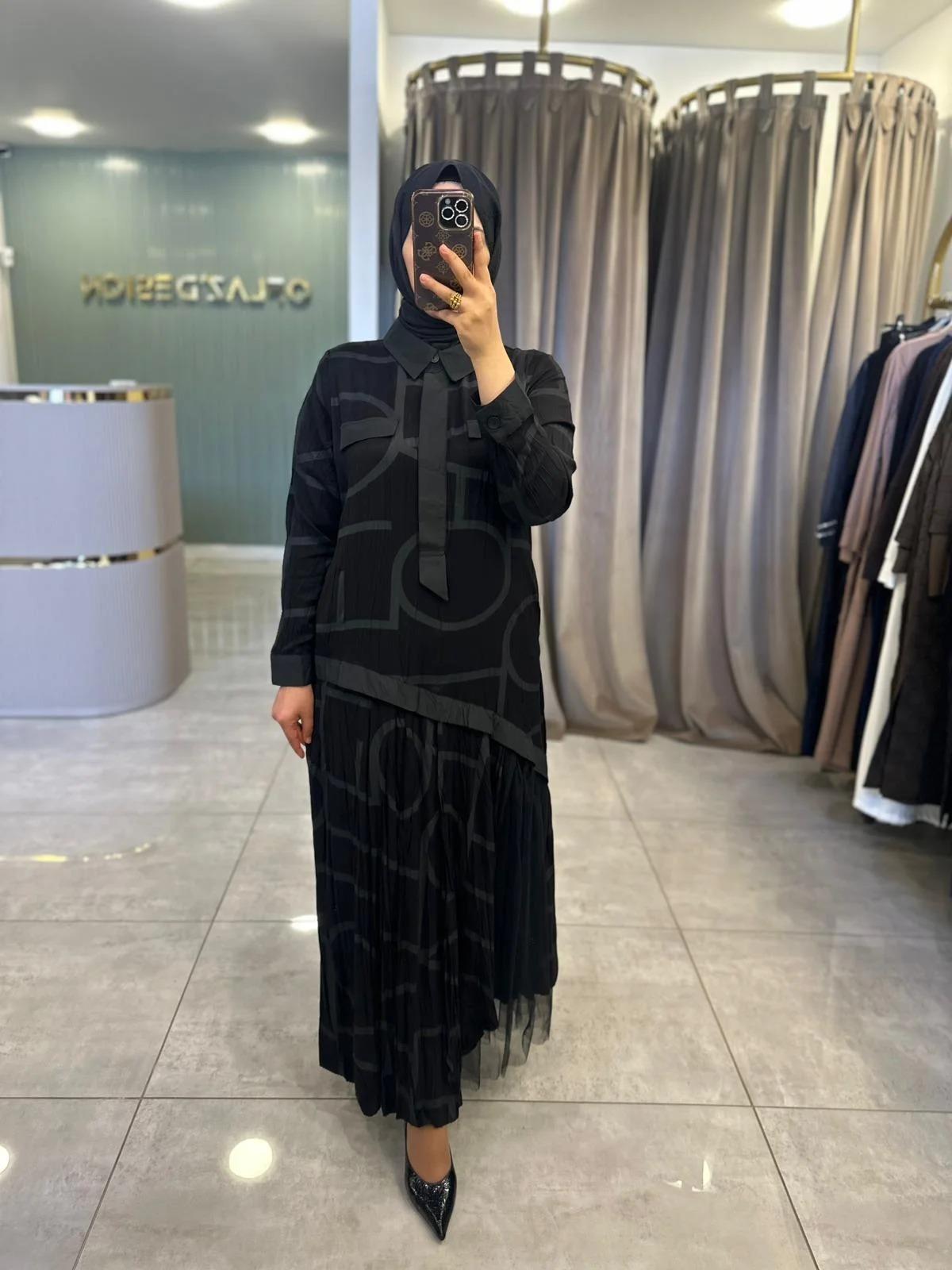 LissMore Desenli Tül Detaylı Elbise Siyah 5902