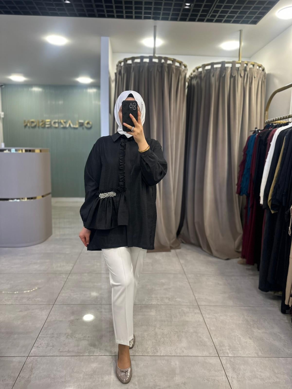 Nuss Fırfır Detaylı Gömlek Siyah 26Y 3016