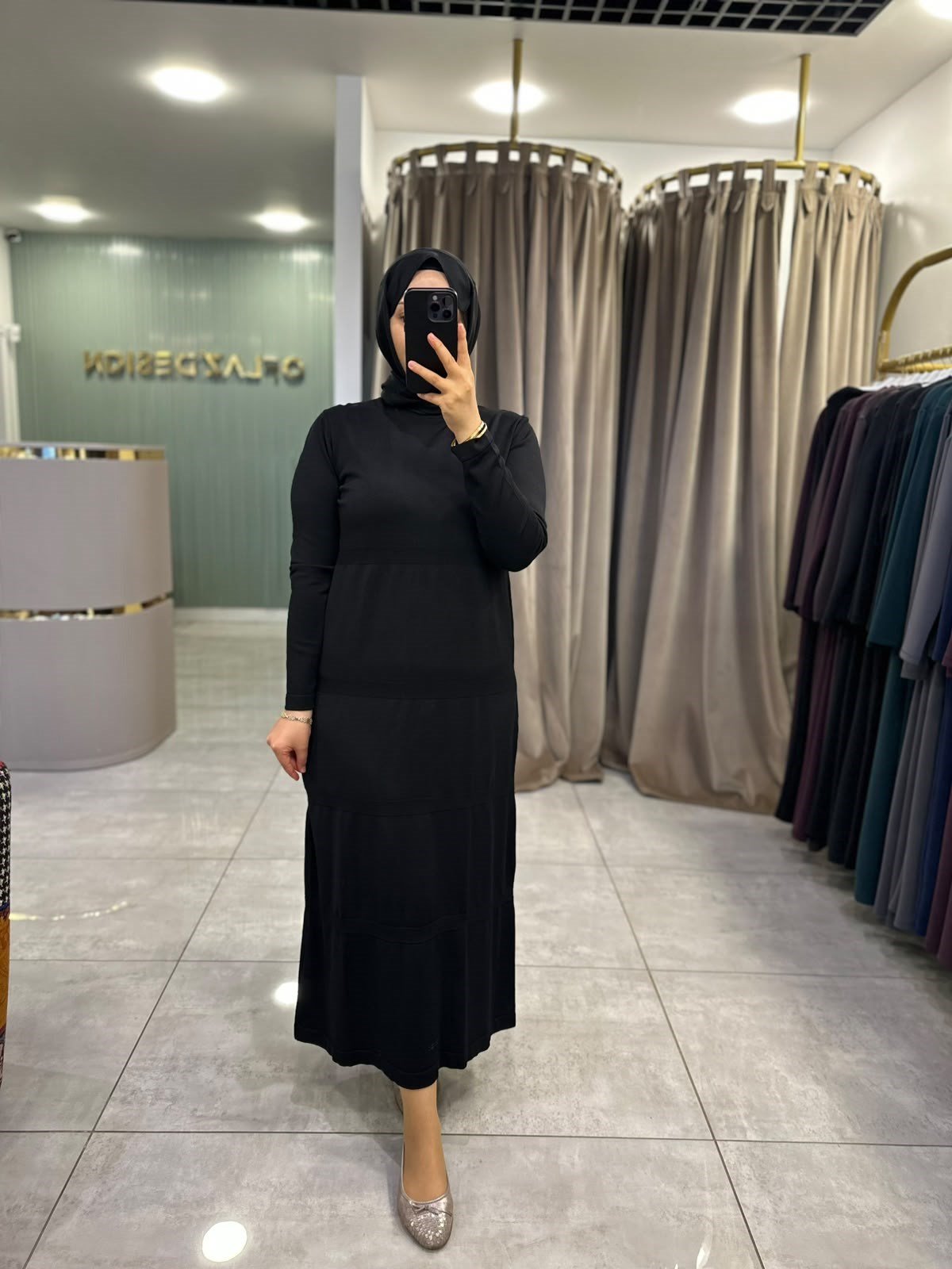 Nuss Kendinden Çizgili Triko Elbise Siyah 27K 800