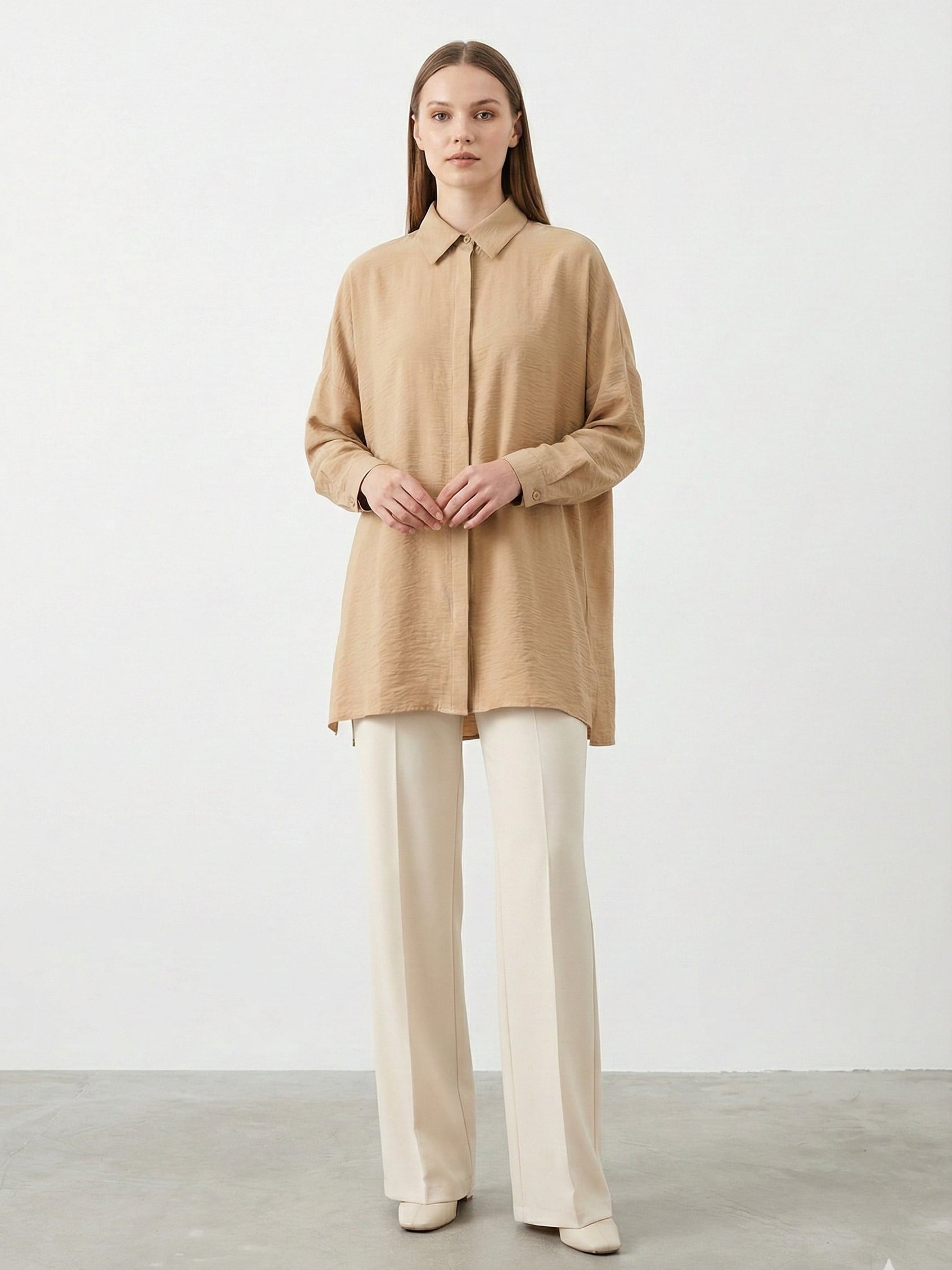 Nuss Oversize Düğmeli Gömlek Latte 26Y 3001