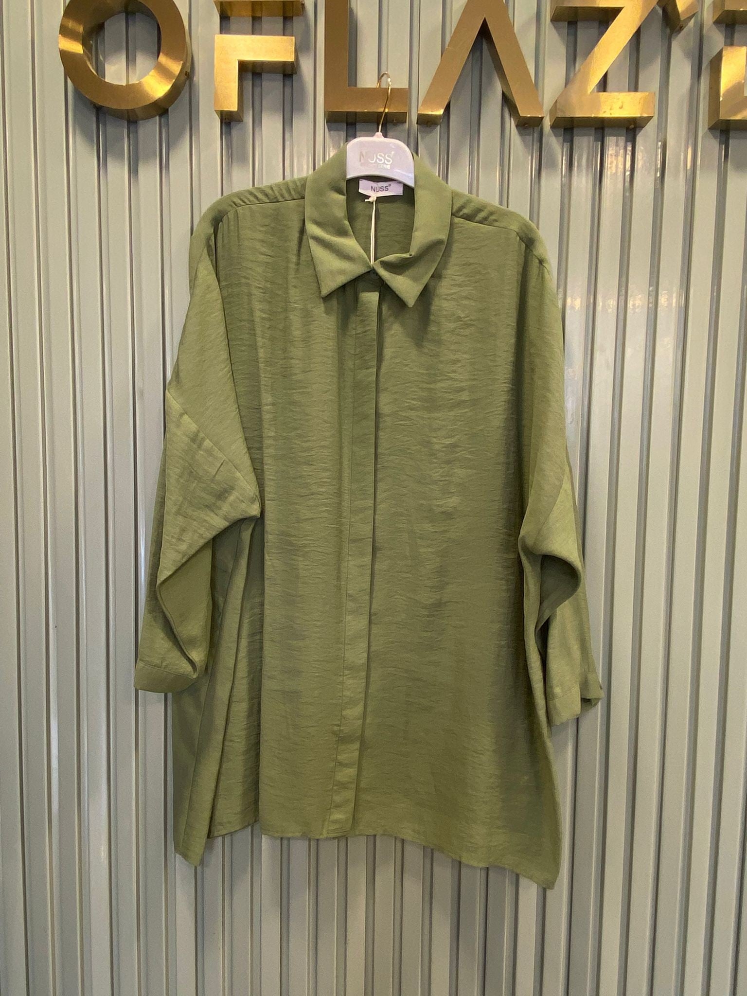Nuss Oversize Düğmeli Gömlek Sarmaşık 26Y 3001