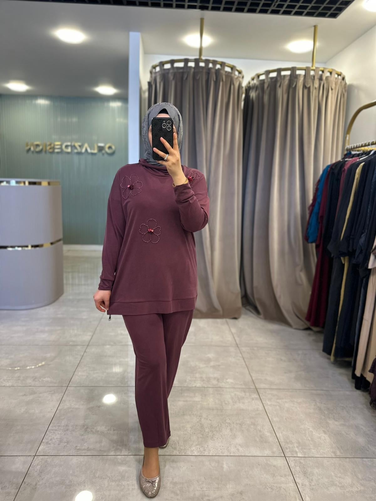 Wennora Çiçek İşlemeli Takım Bordo 1020