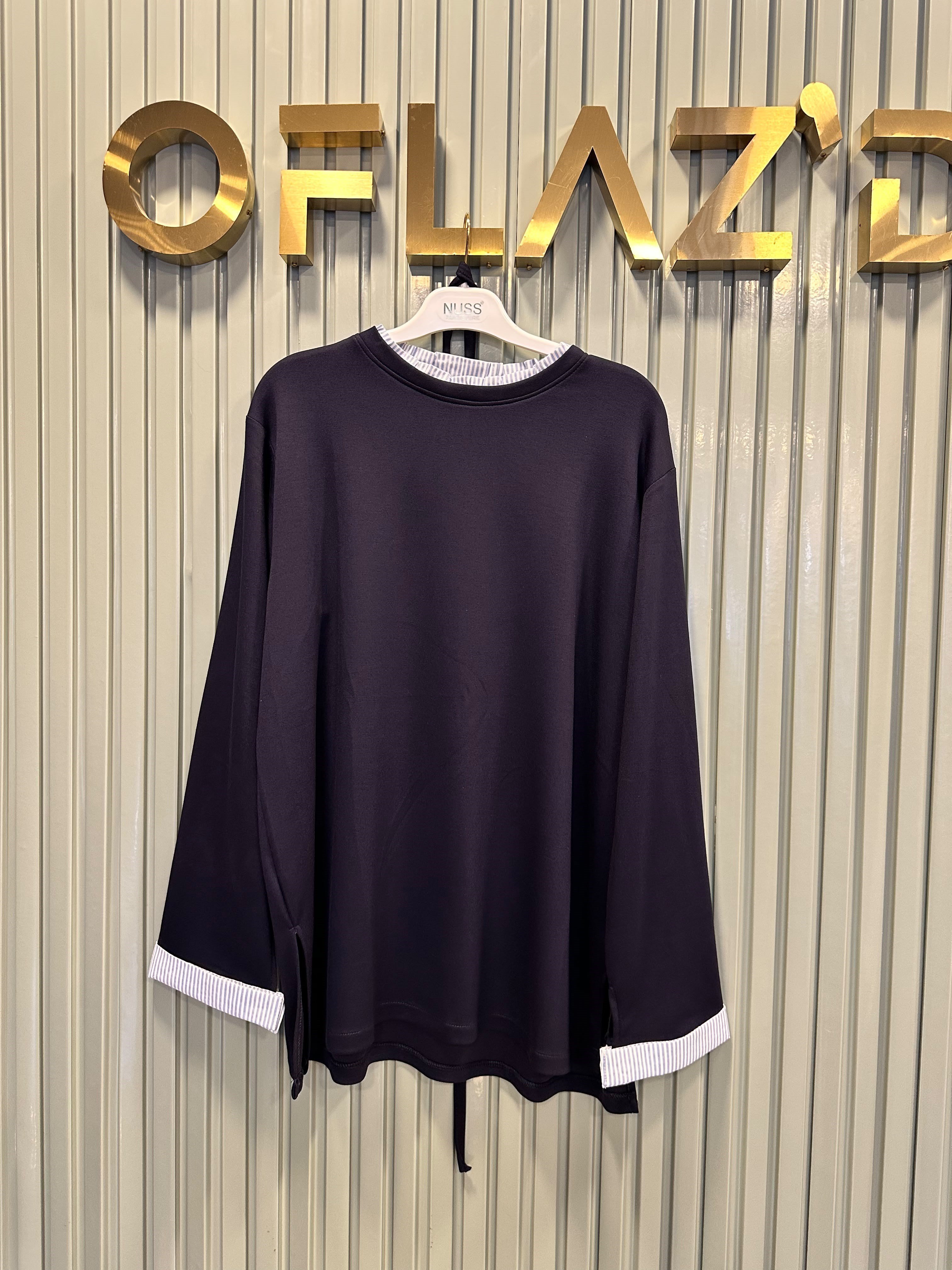 Yaka ve Kolları Çizgi Garnili Sweatshirt Lacivert 116