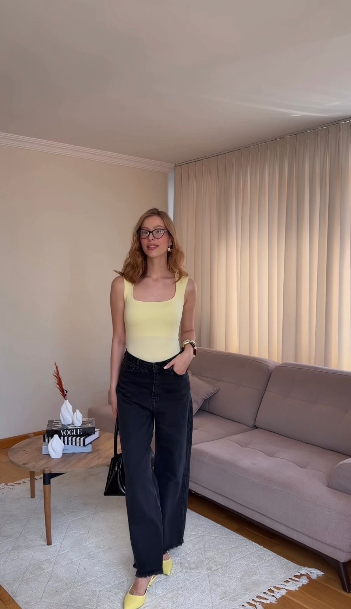 Polyemit Kumaş Kalın Askılı Kare Yaka Bodysuit