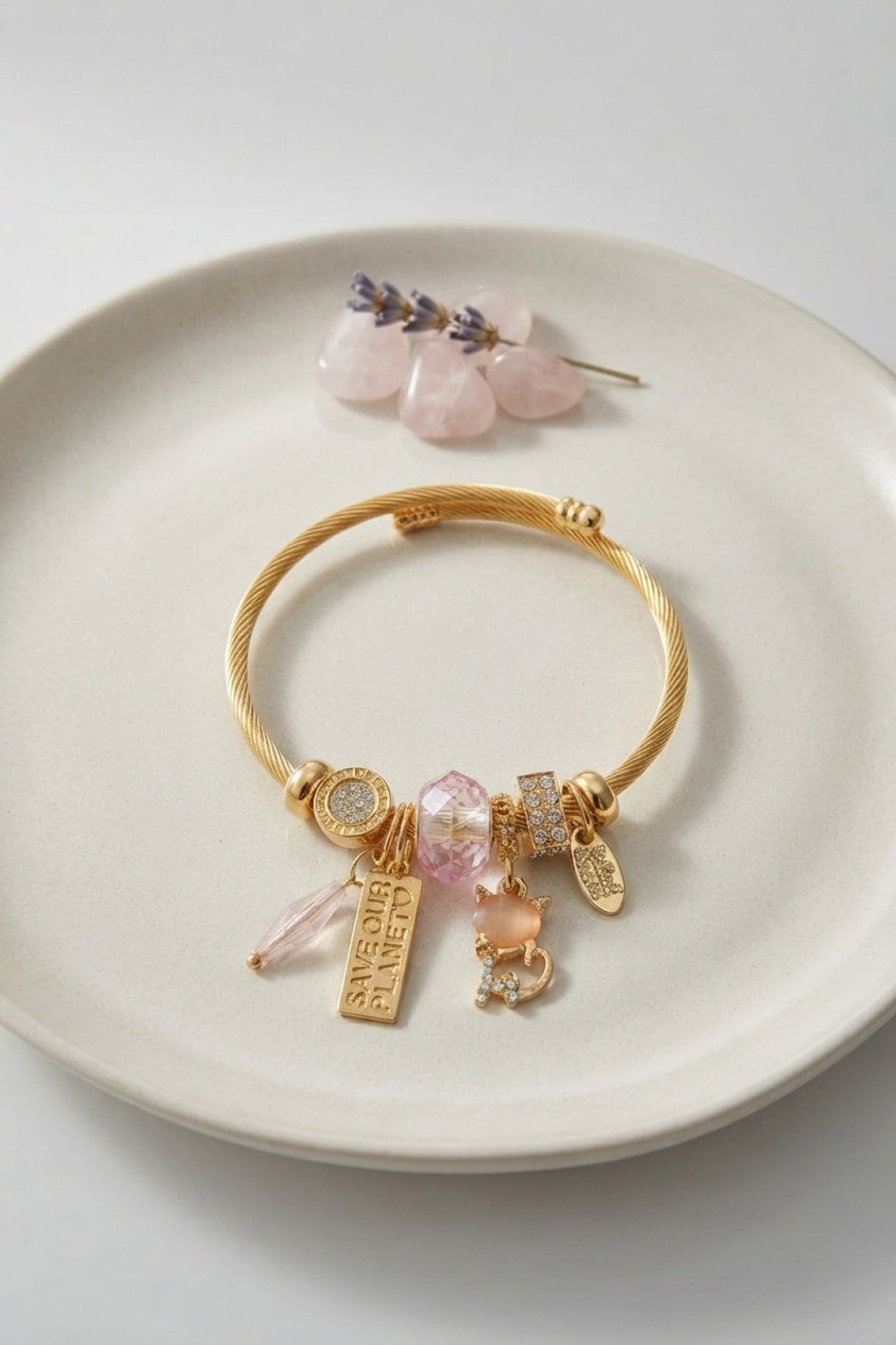 Kedili Model Pembe Charmlı Bileklik