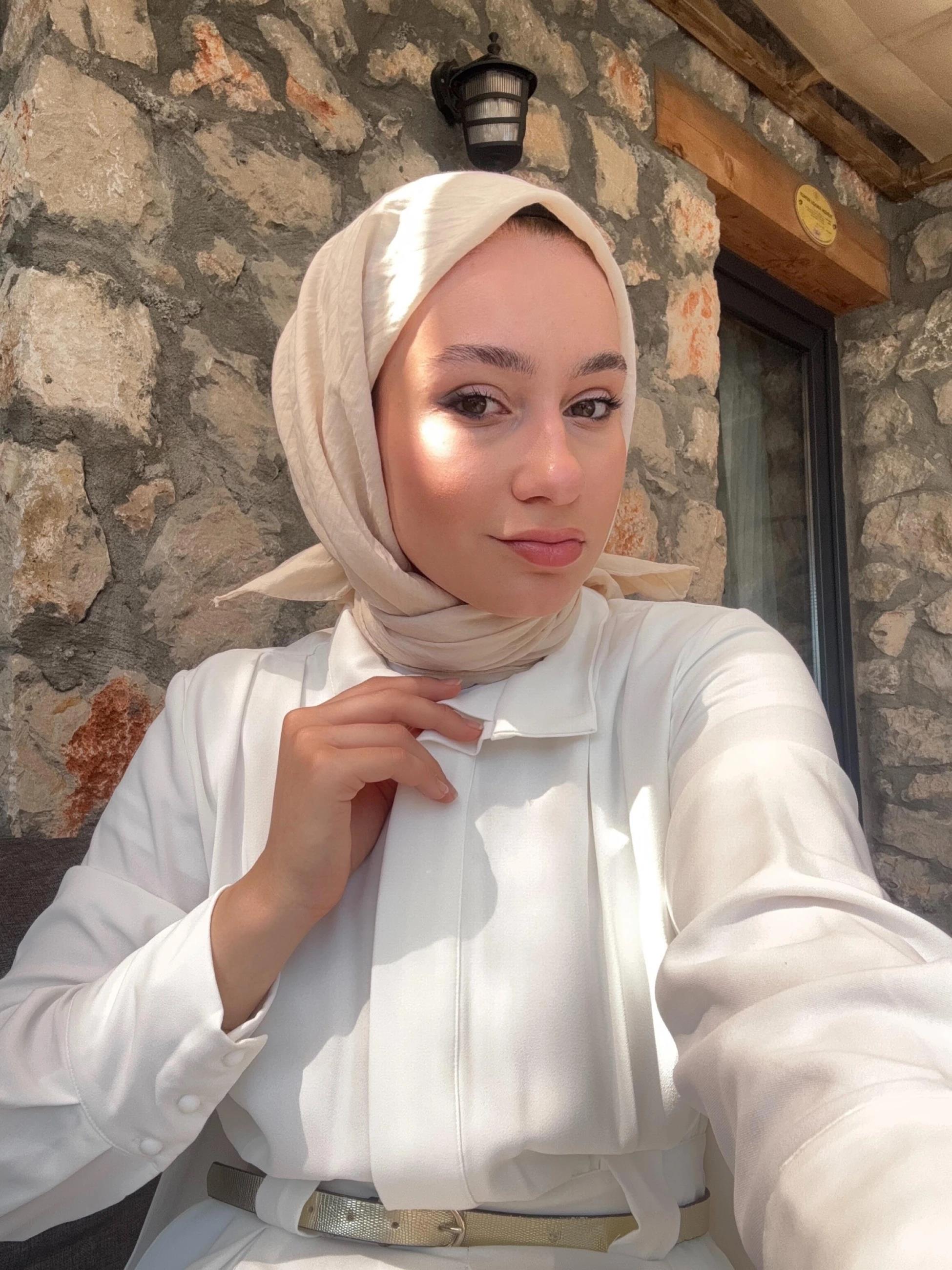 Lora Pamuk Eşarp