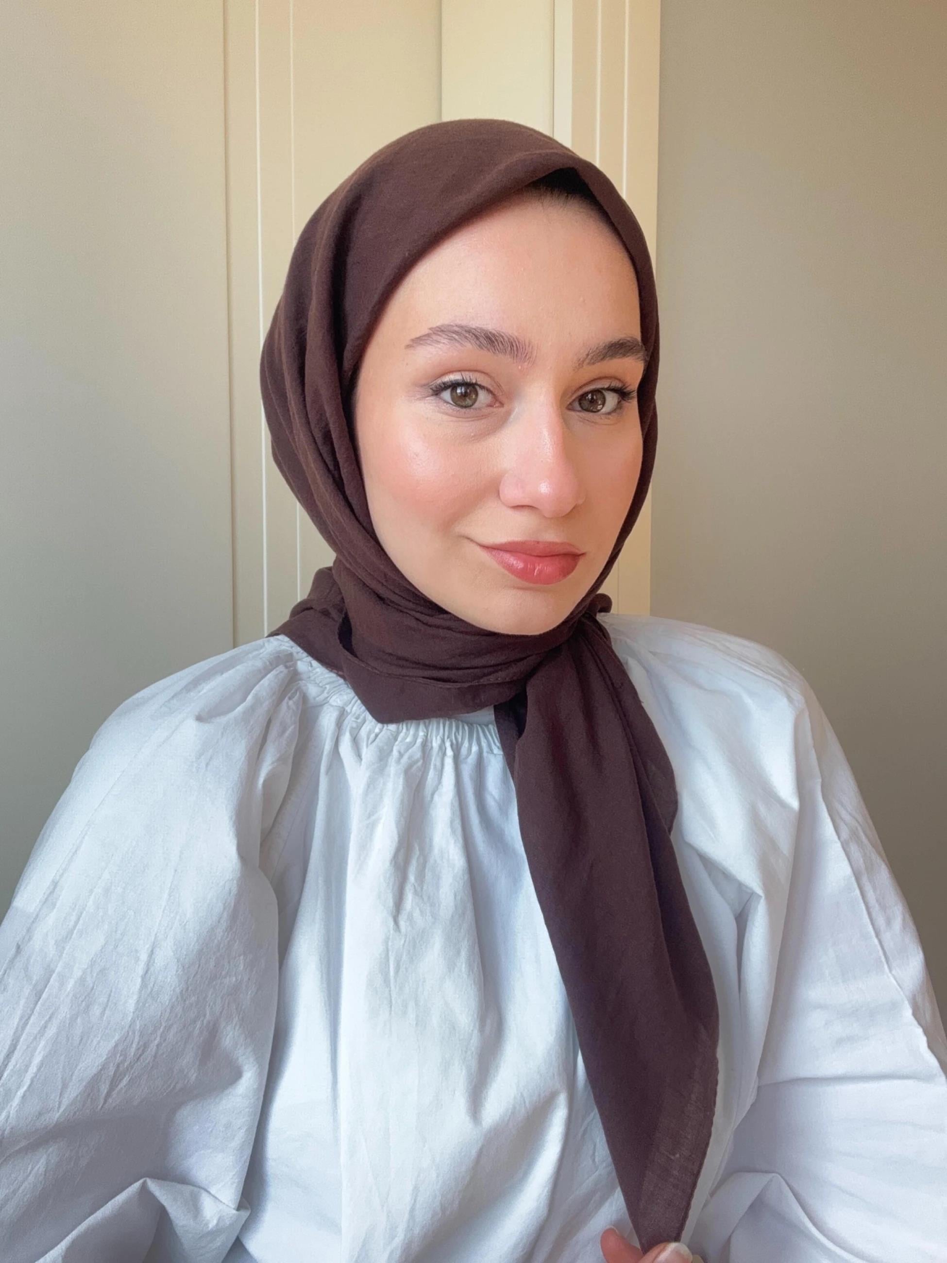 Lora Pamuk Eşarp
