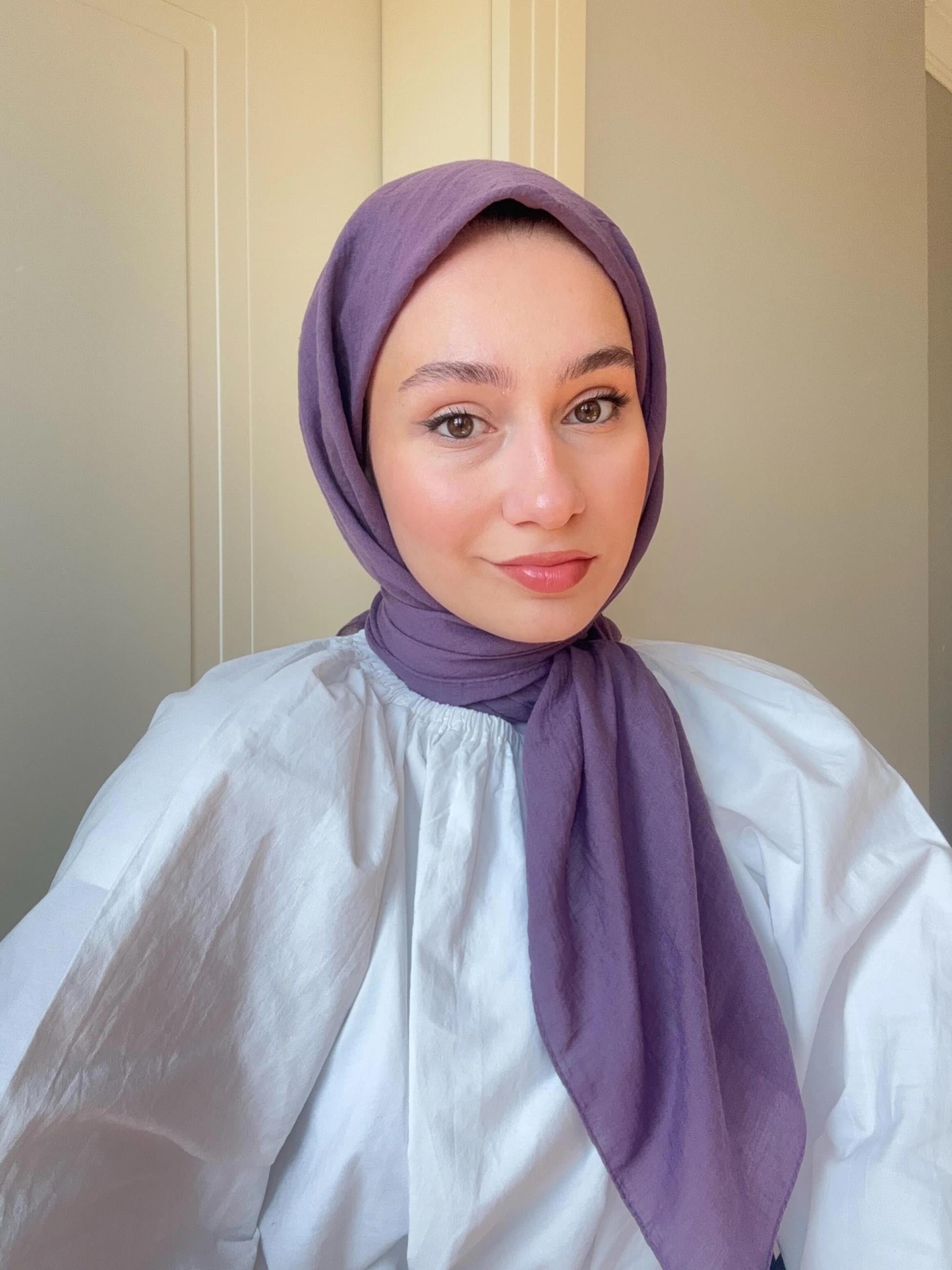 Lora Pamuk Eşarp