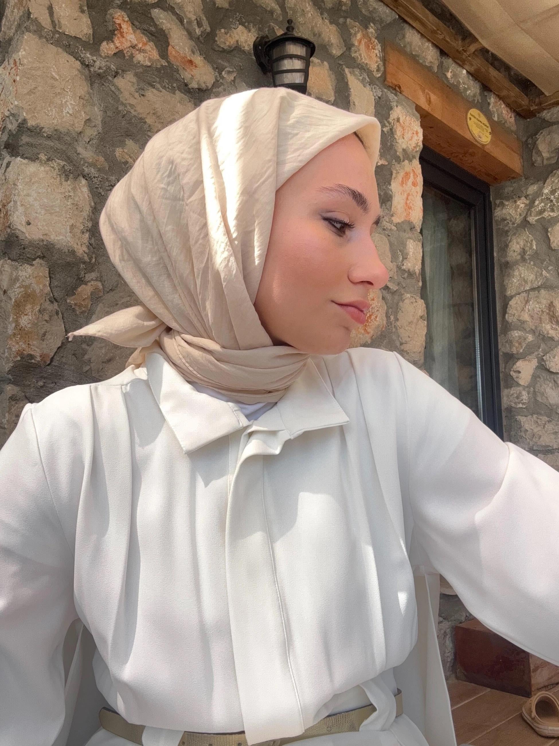 Lora Pamuk Eşarp