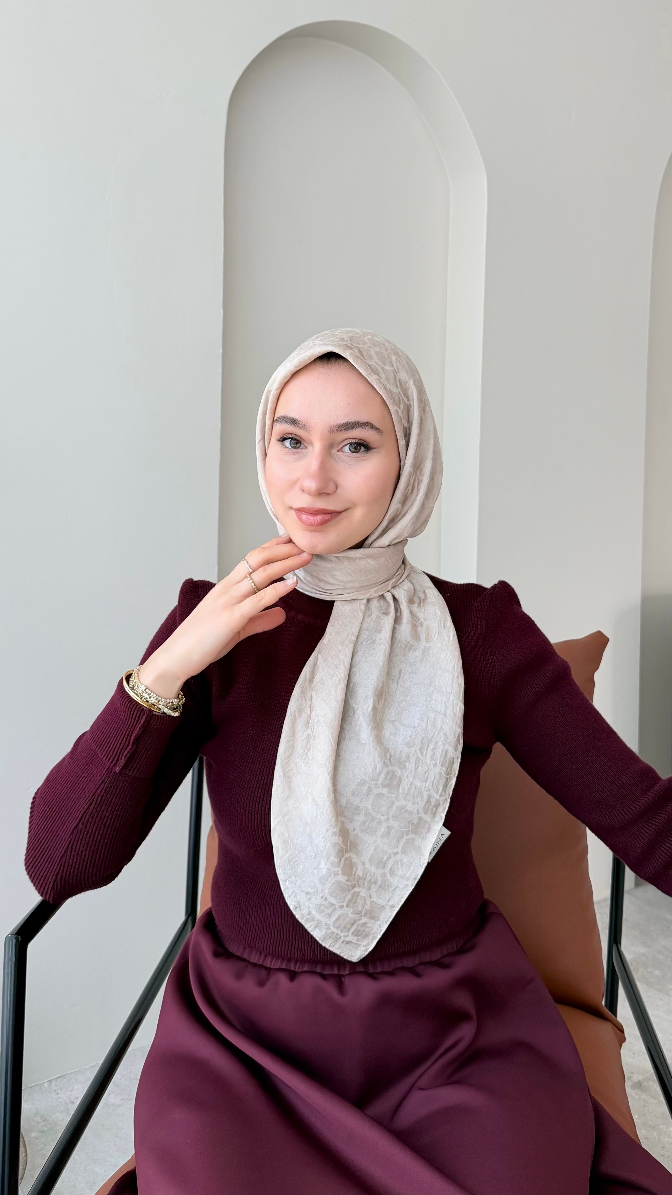 Parla Pamuk Jakar Eşarp - Koyu Bej
