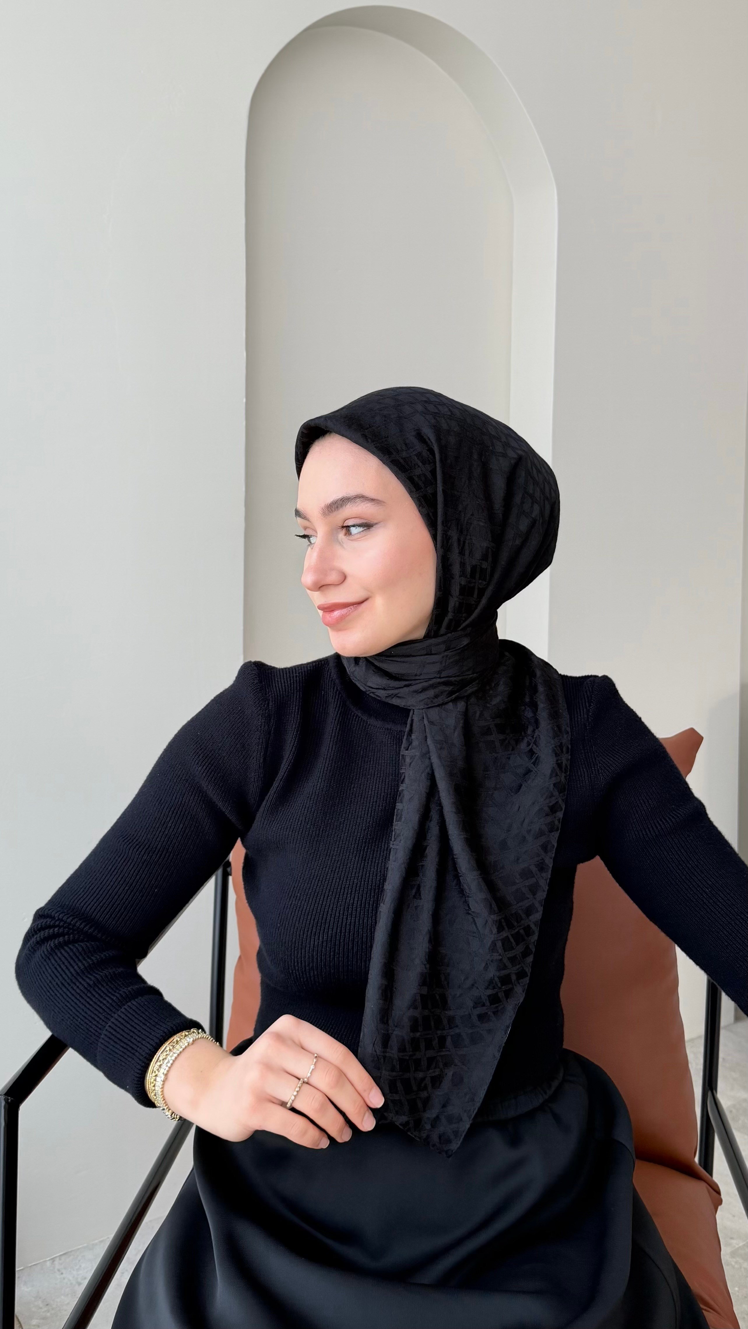 Parla Pamuk Jakar Eşarp - Siyah
